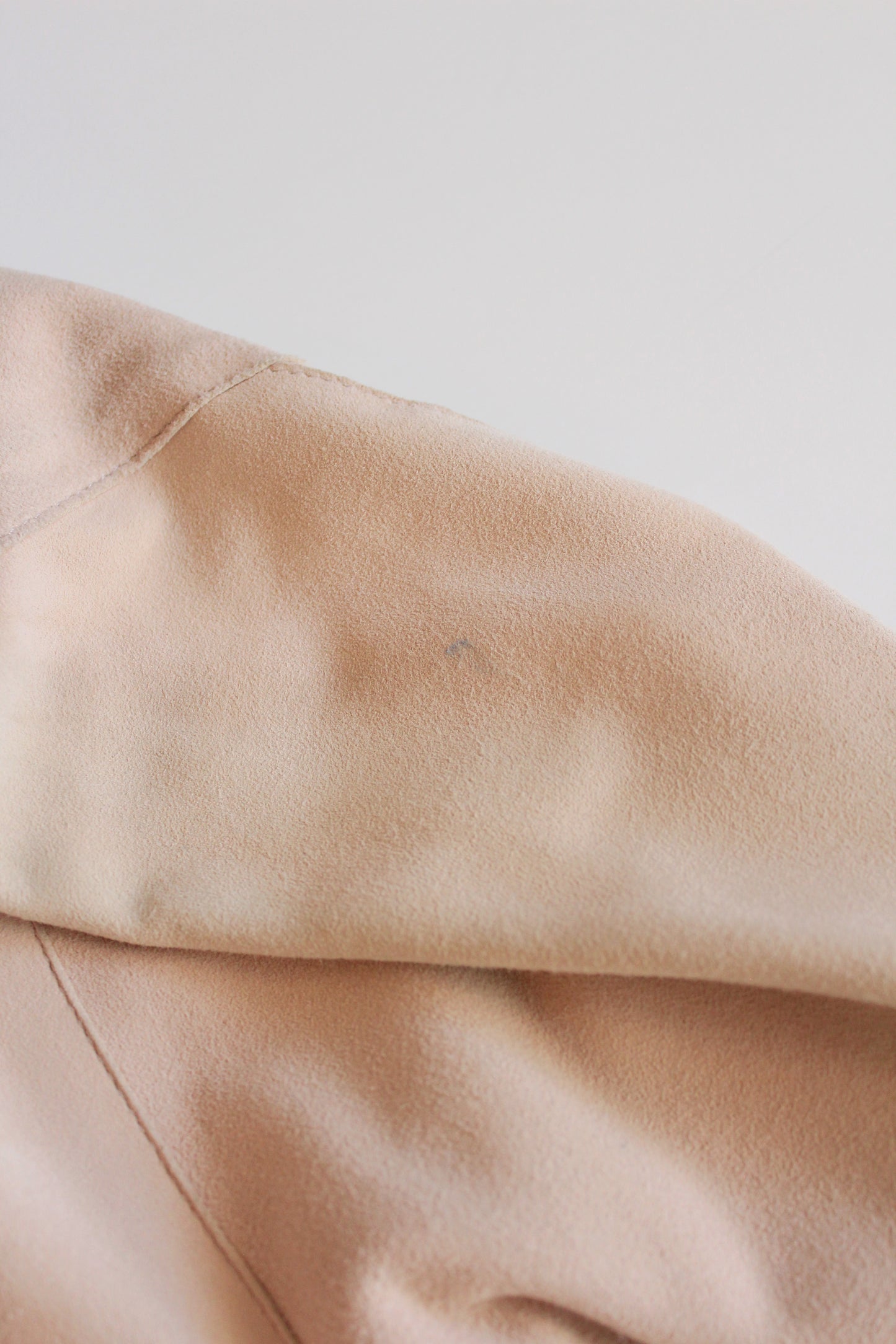 2000s Leder Walter Beige blush pink Jacket With Stitching On The Back, Medium