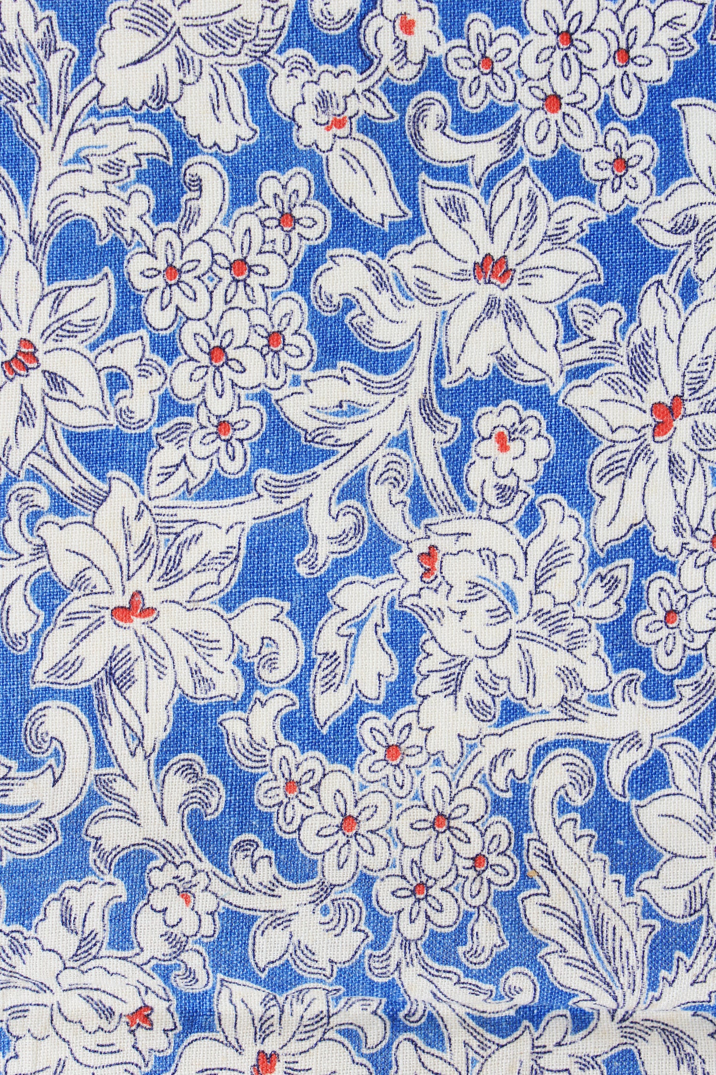 1940s Blue And White Floral Feedsack With Red Centre, Vintage Summer Sewing/Quilting Fabric