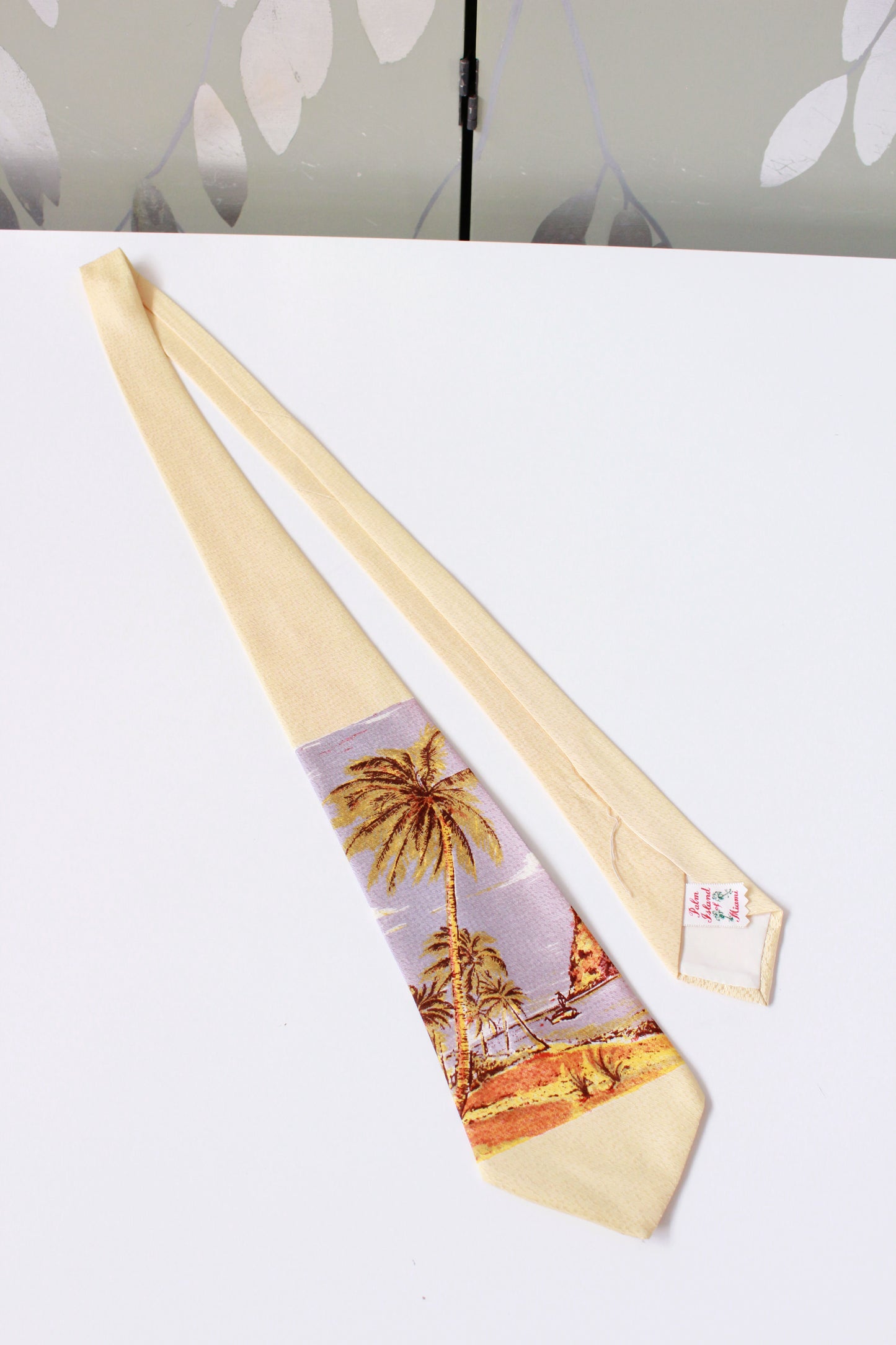 Vintage 1960s Yellow Palm Tree Silk Tie, Scenic Beauties