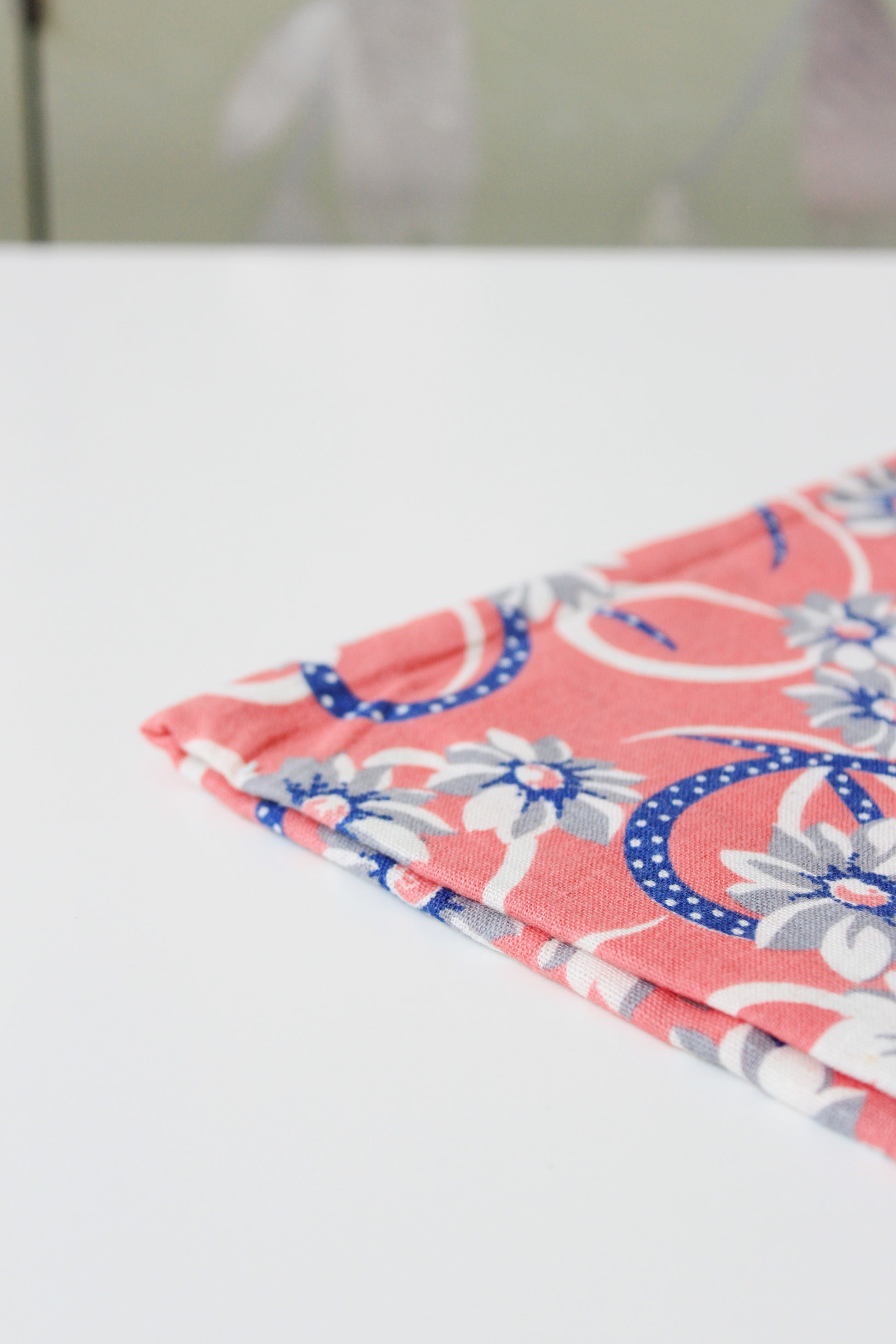 1940s Pink And Blue Floral Feedsack With Illustrated Ribbon, Vintage Summer Sewing/Quilting Fabric