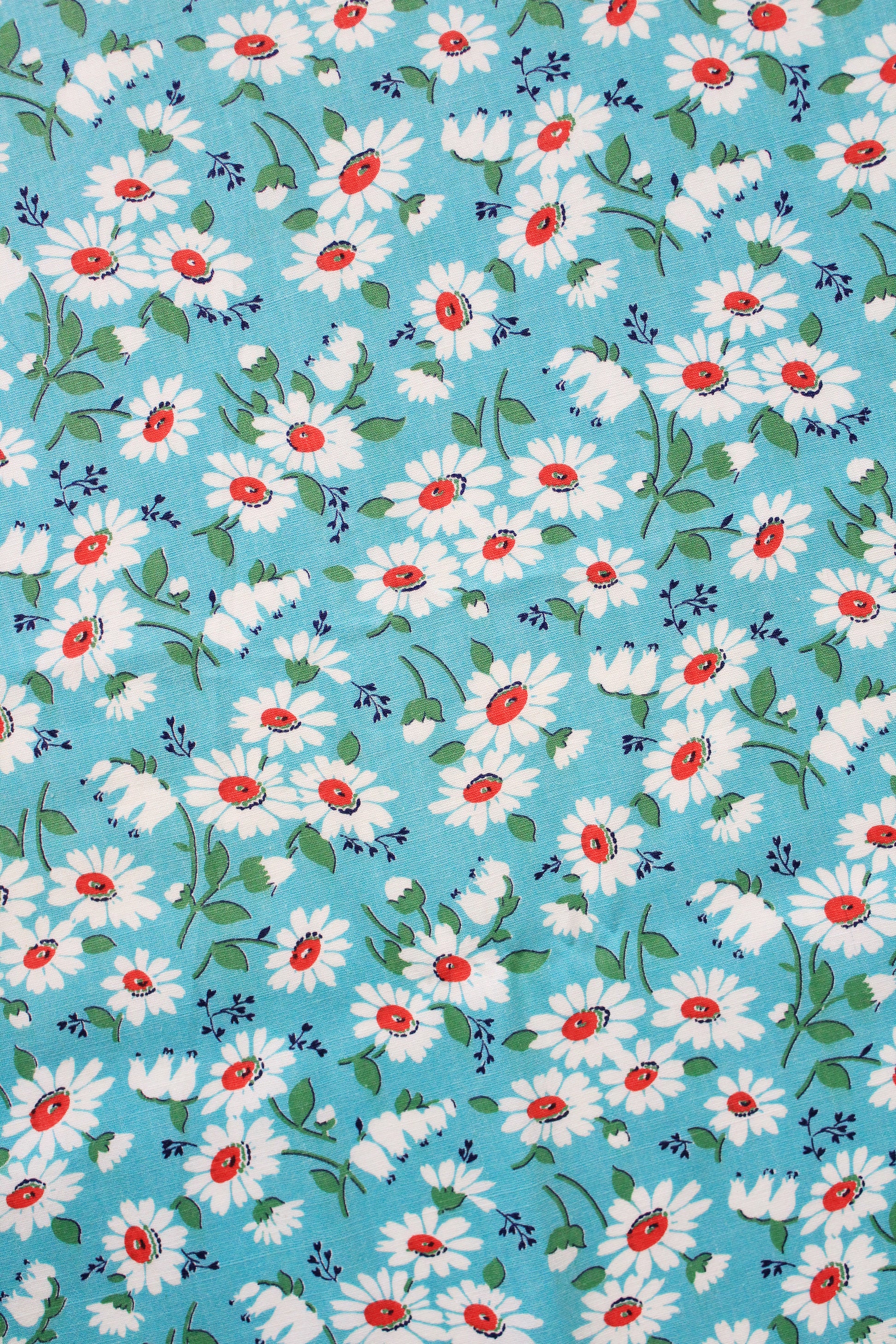 1950s Teal With White And Red Flowers Cotton Sewing Fabric, 4.5 Yards