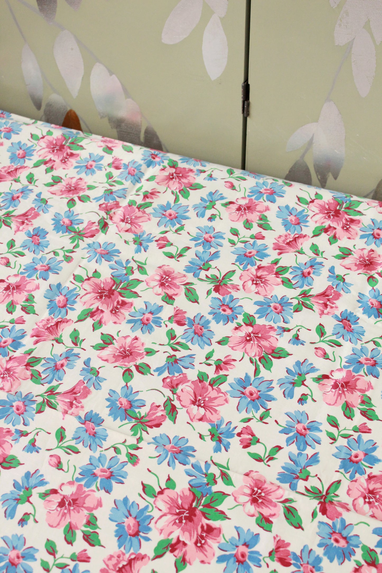 Vintage 1950s Pink And Blue Floral Cotton Sewing Fabric, 3.5 Yards