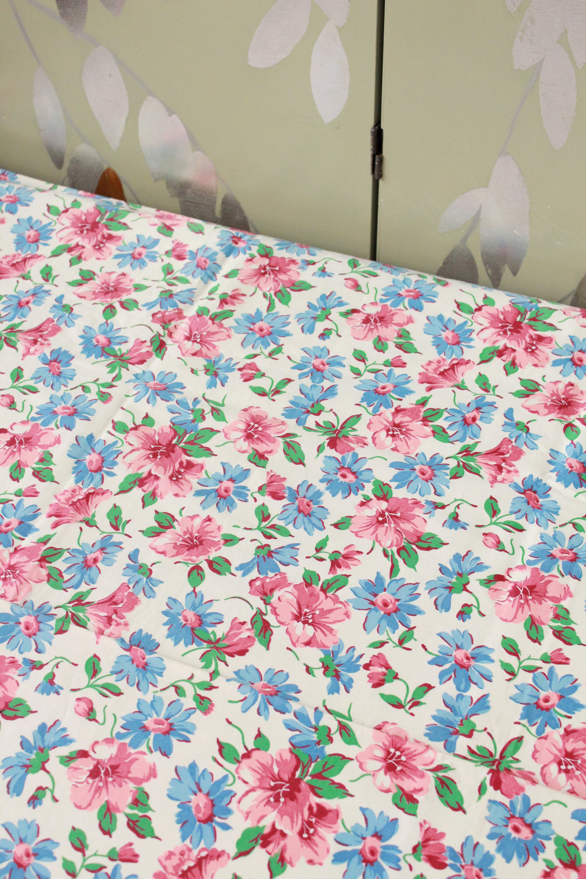 Vintage 1950s Pink And Blue Floral Cotton Sewing Fabric, 3.5 Yards