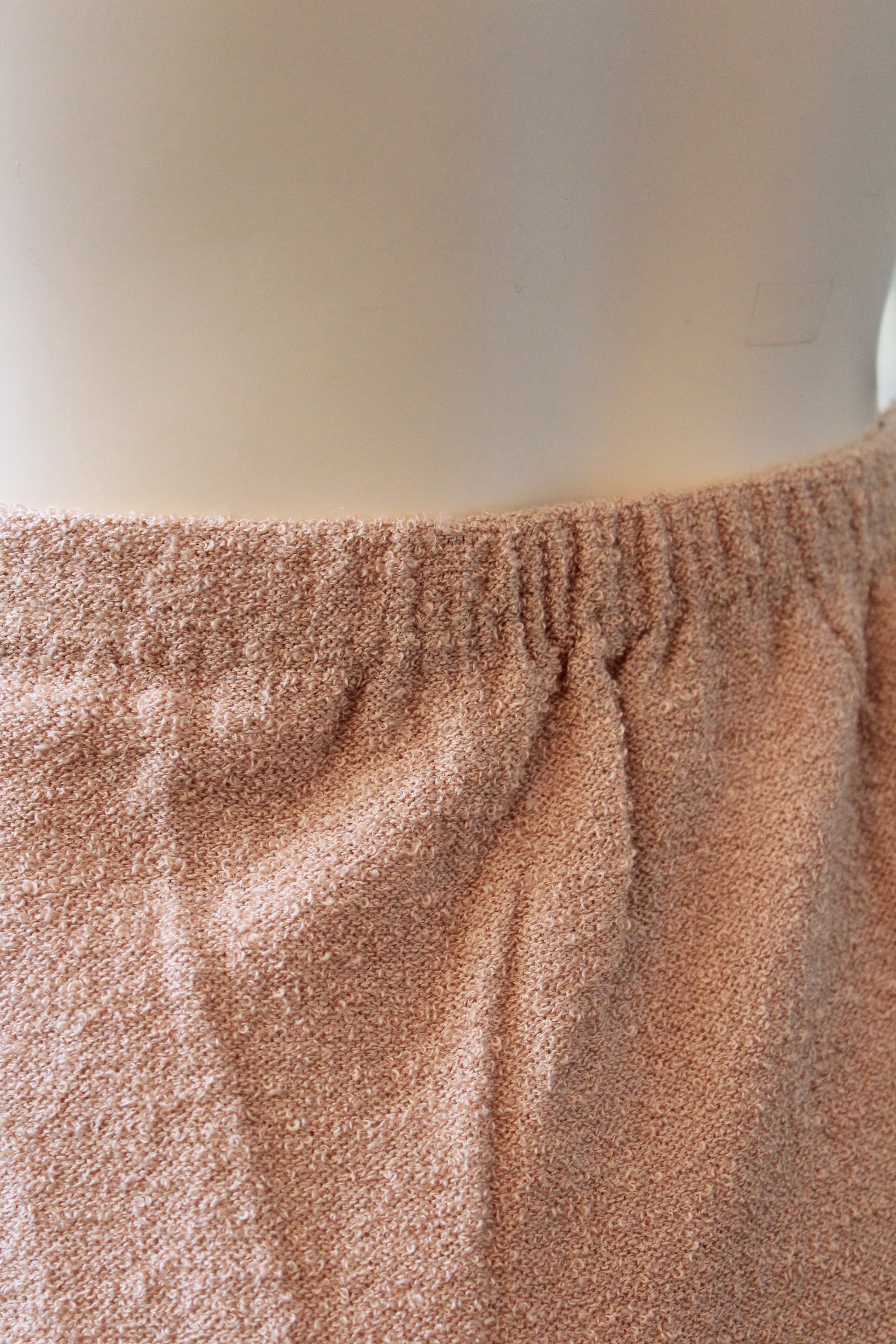 1980s Beige Knee Length Elastic Acrylic Knit Skirt, Medium/Large