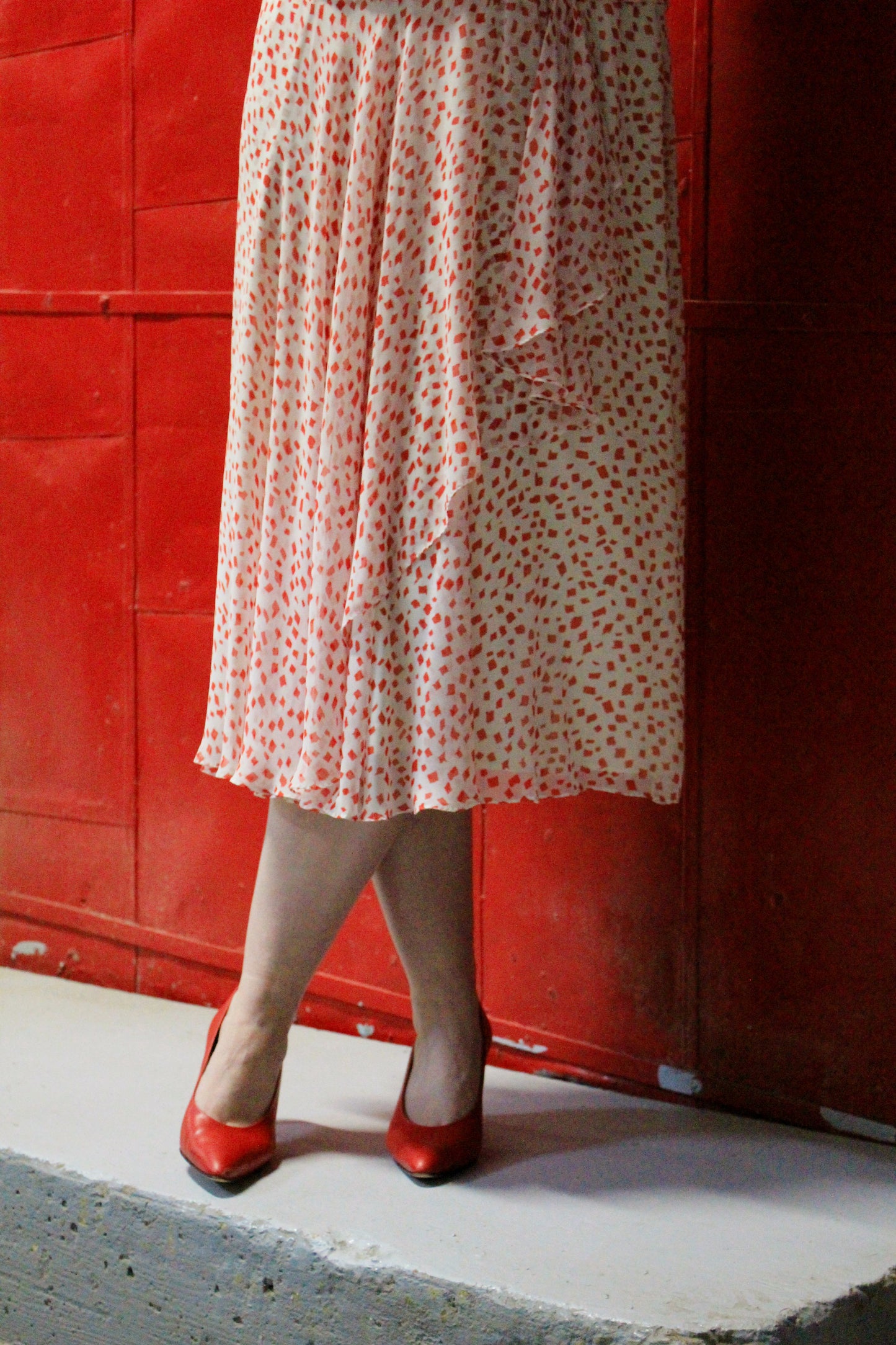 Vintage 1980s White Silk Cocktail Dress with Red Geometric Print, S/M