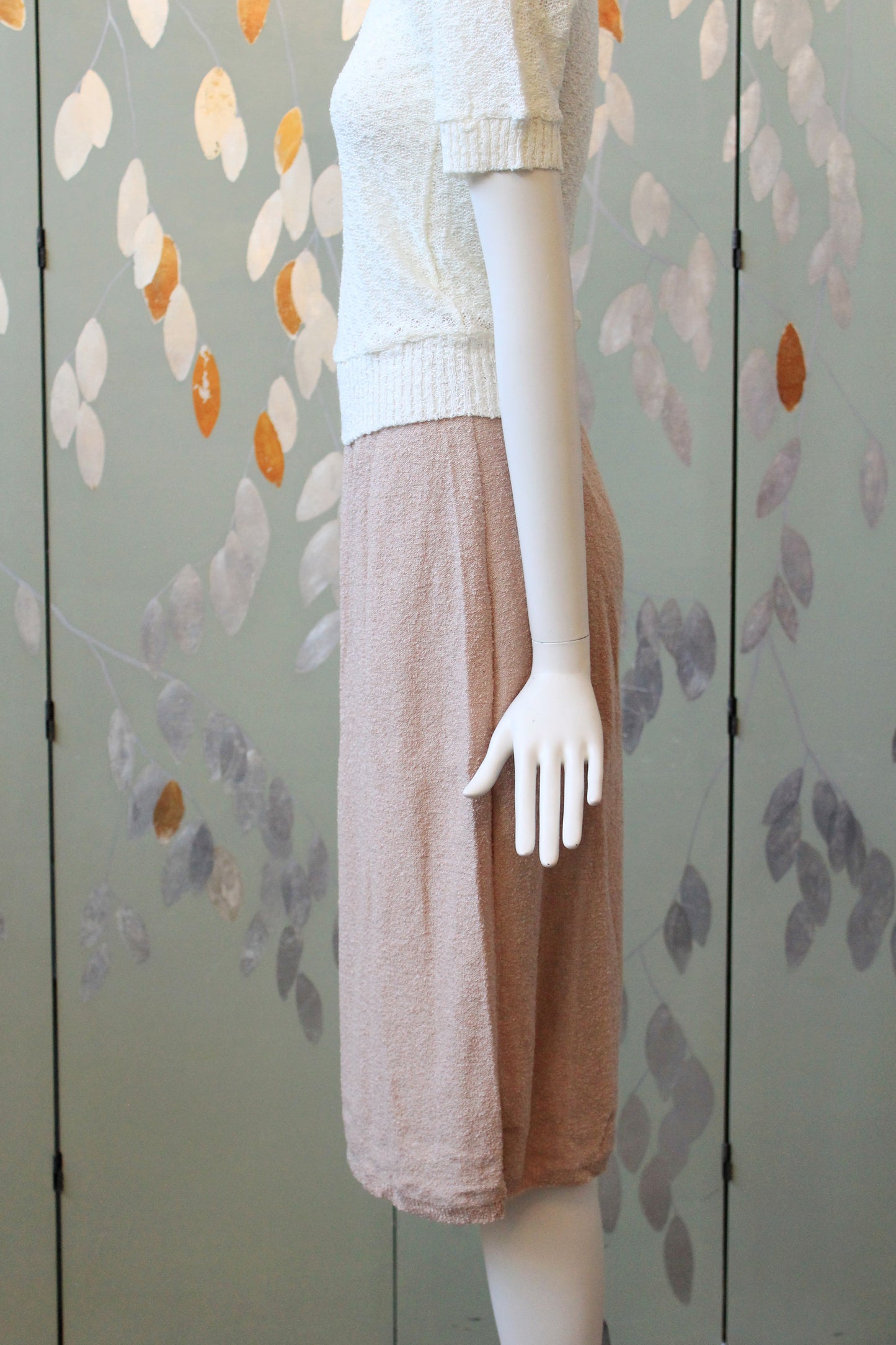 1980s Beige Knee Length Elastic Acrylic Knit Skirt, Medium/Large