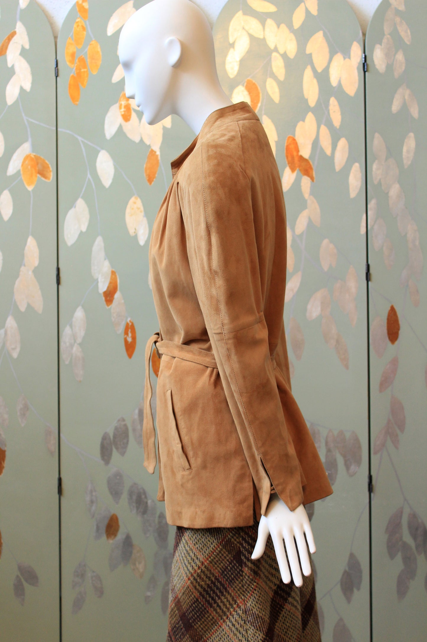 1980s Tan Suede Jacket With pleated Shoulders And Tie Belt, Medium