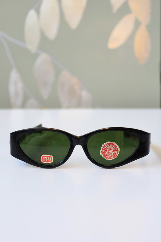 1950s Black Plastic Sunglasses With Green Lenses, Unused