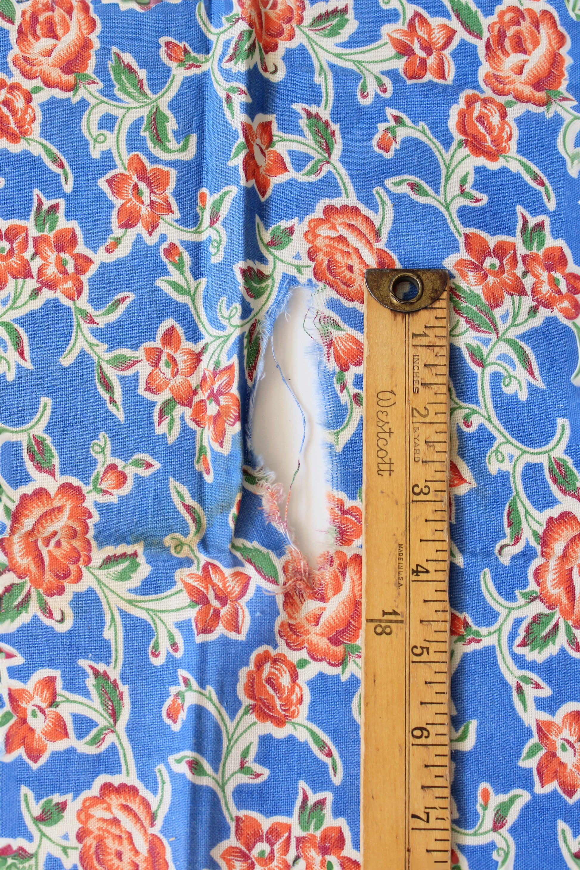 1940s Blue, Red And Green Floral Feedsack, Vintage Summer Sewing/Quilting Fabric,