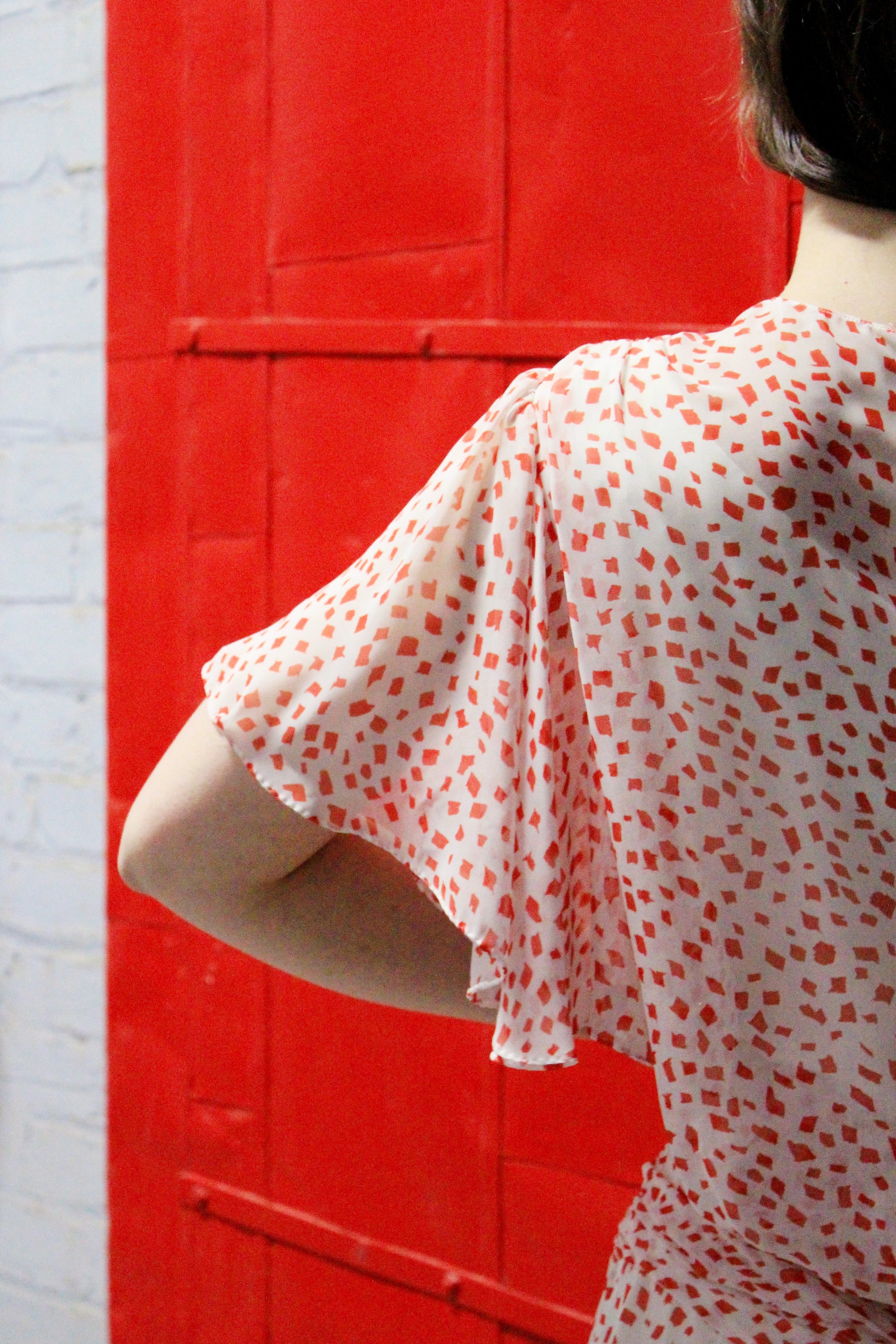 Vintage 1980s White Silk Cocktail Dress with Red Geometric Print, S/M