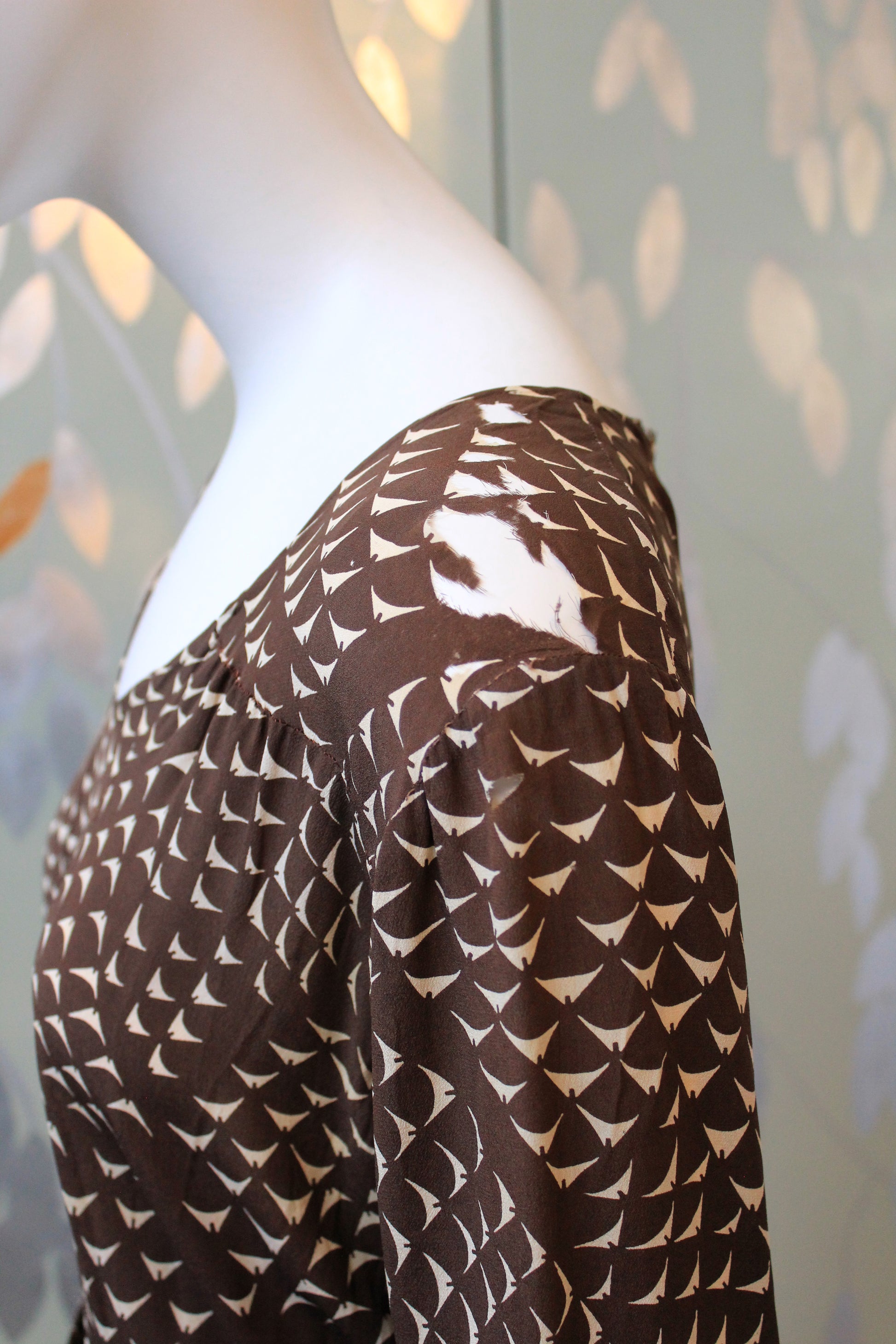 1930s Brown And Cream Abstract Print Silk Day Dress With Flared Sleeve Ian Drummond Vintage 1930s Brown And Cream Abstract Print Silk Day Dress With Flared Sleeve Ian Drummond Vintage