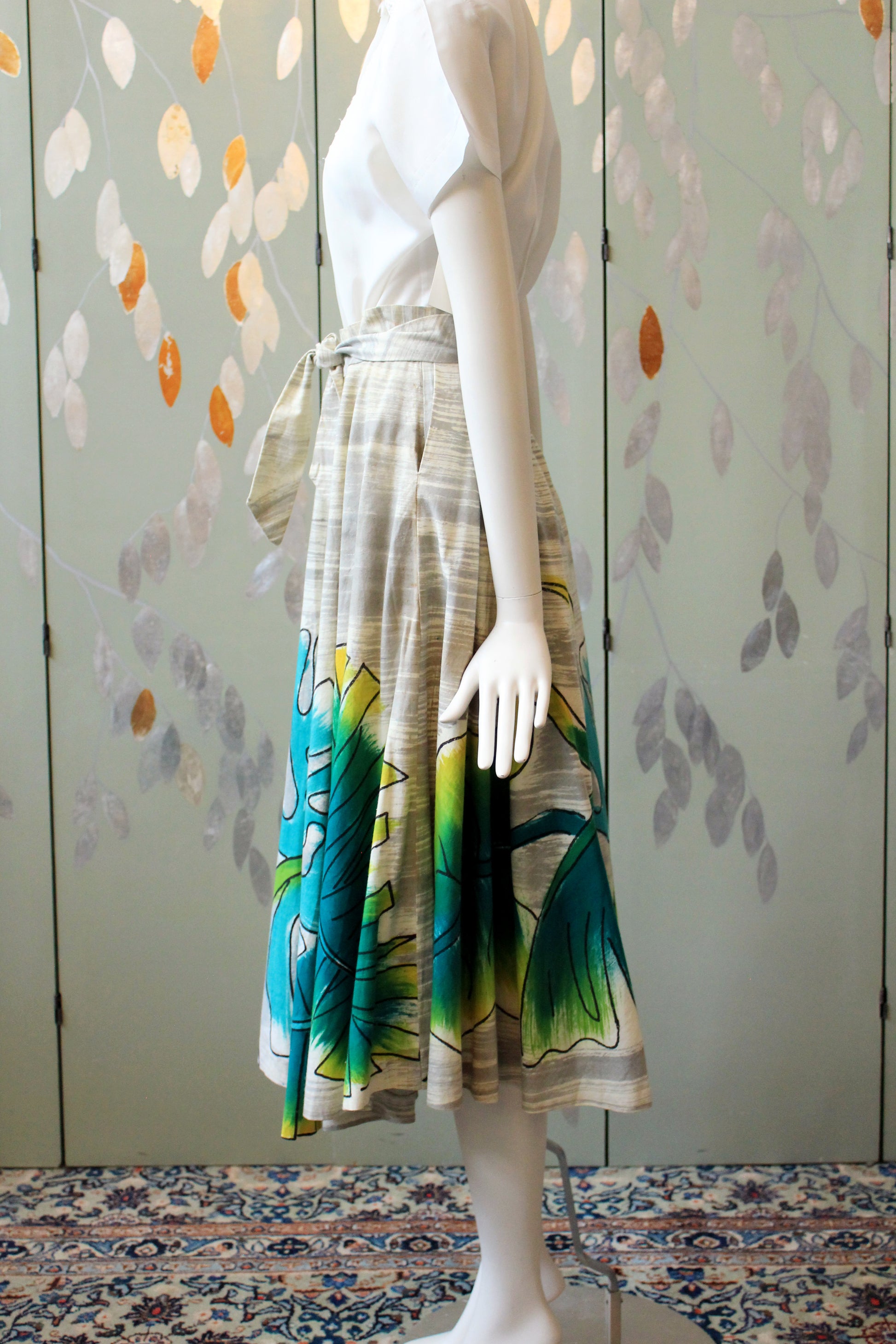 1950s Handpainted Circle Skirt With Tropical Flowers In Blue And Green, S/M