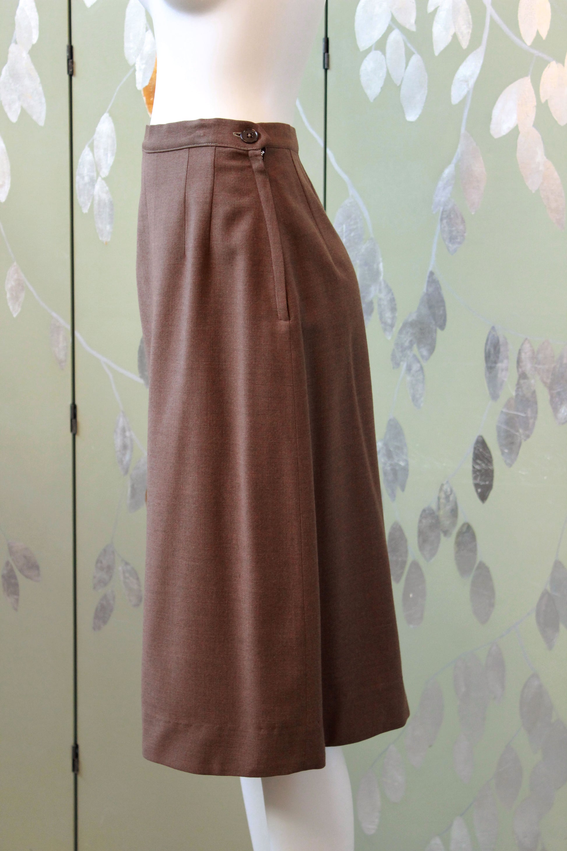 Vintage 1950s Brown Fitted Skirt Suit Set With Beaded Detail, XS