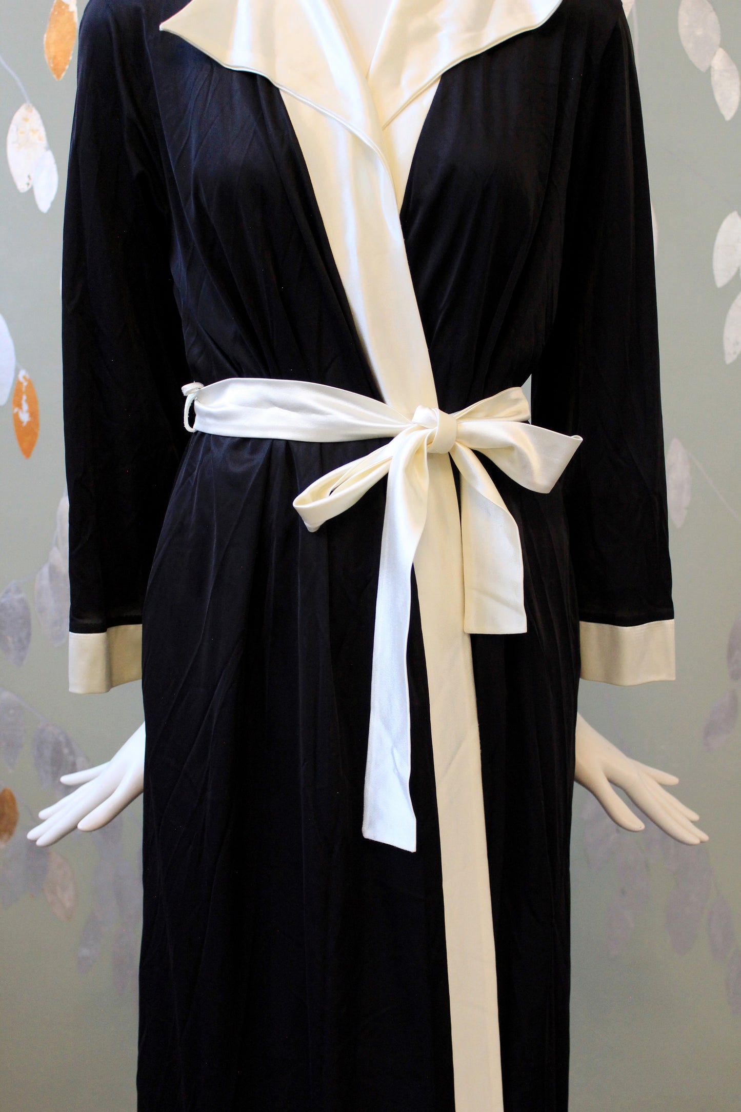 1970s Black And White Deep V Nightgown And Robe Set, Medium