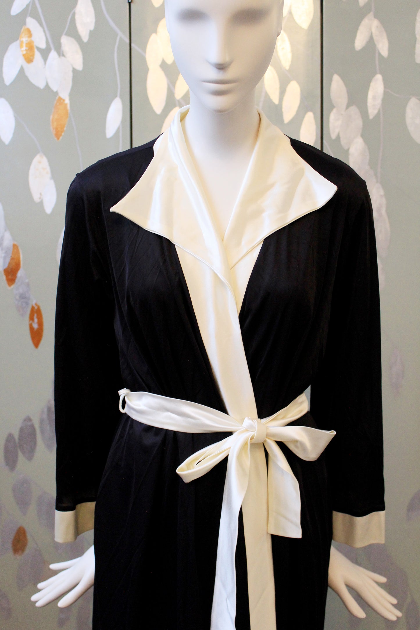 1970s Black And White Deep V Nightgown And Robe Set, Medium