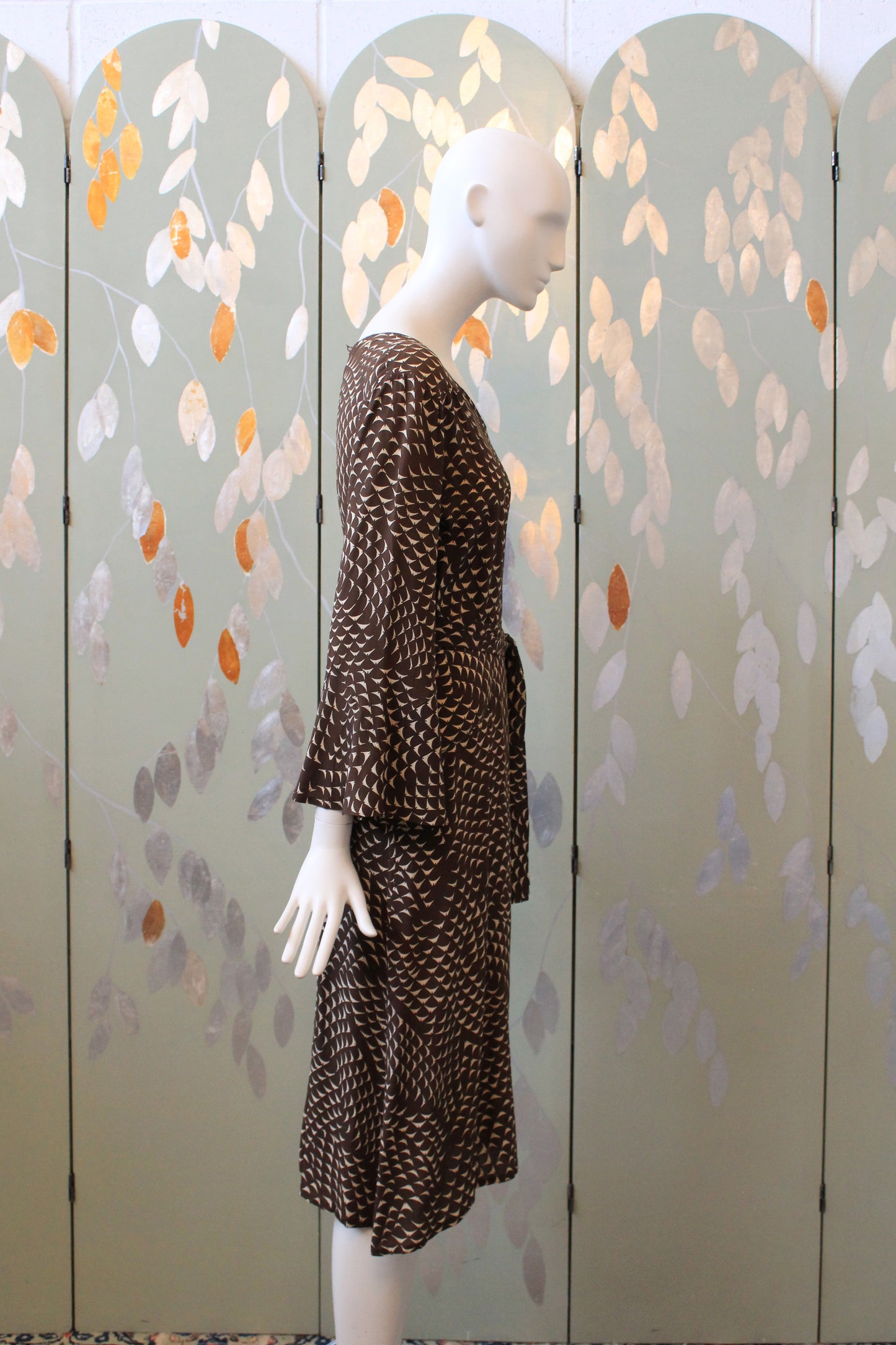Vintage 1930s Brown Silk Day Dress with Cream Abstract Print, XS
