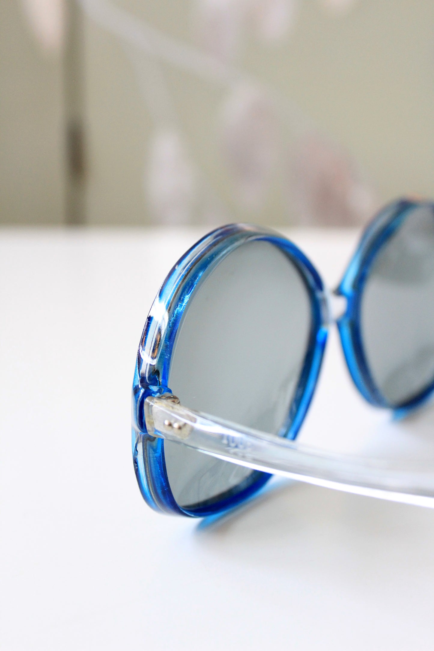 1960s Large Circle Royal Blue Sunglasses 