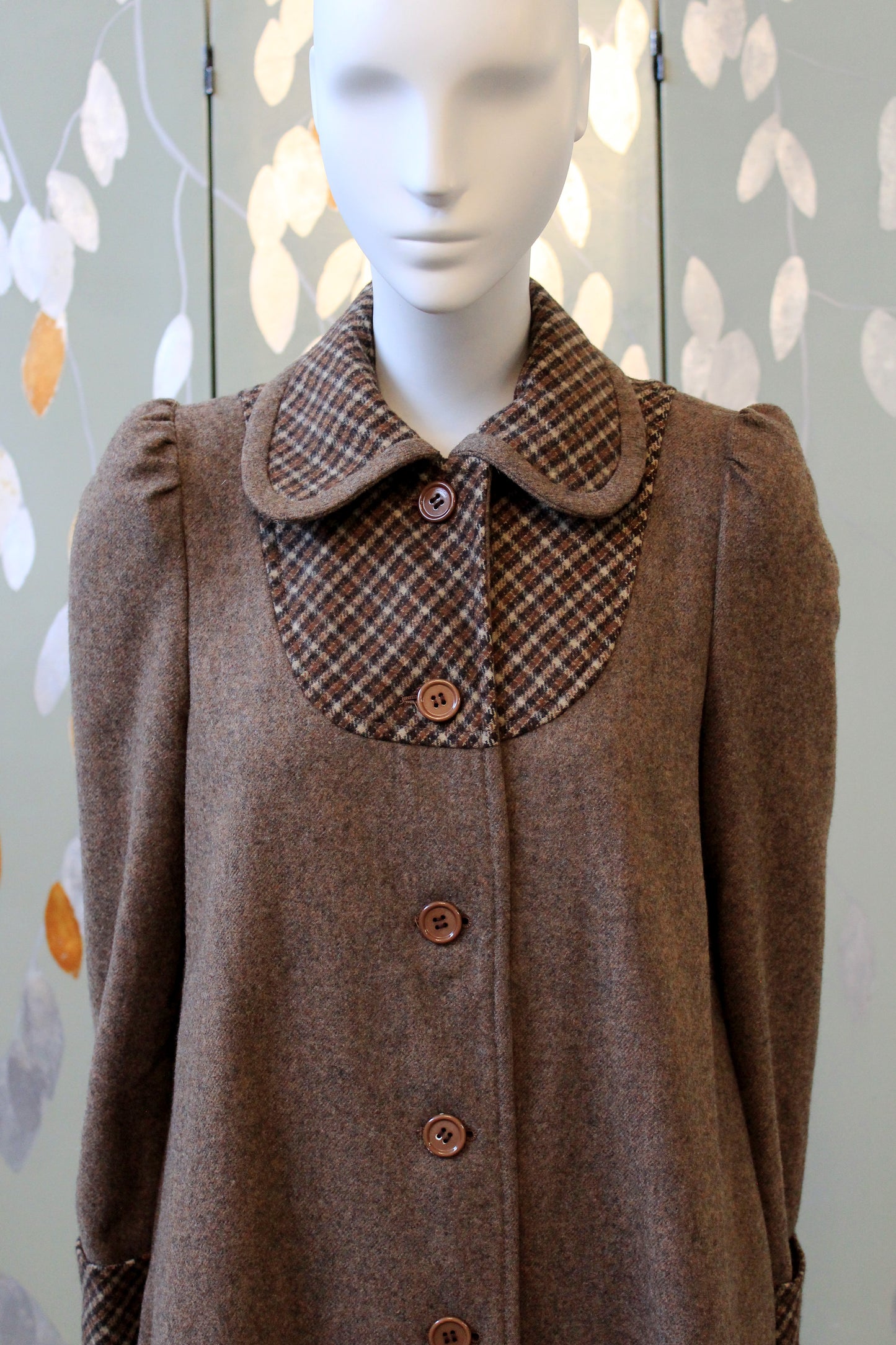 1980s Junior Brown Wool Puff Sleeve Plaid Peter Pan Collar Coat, XS