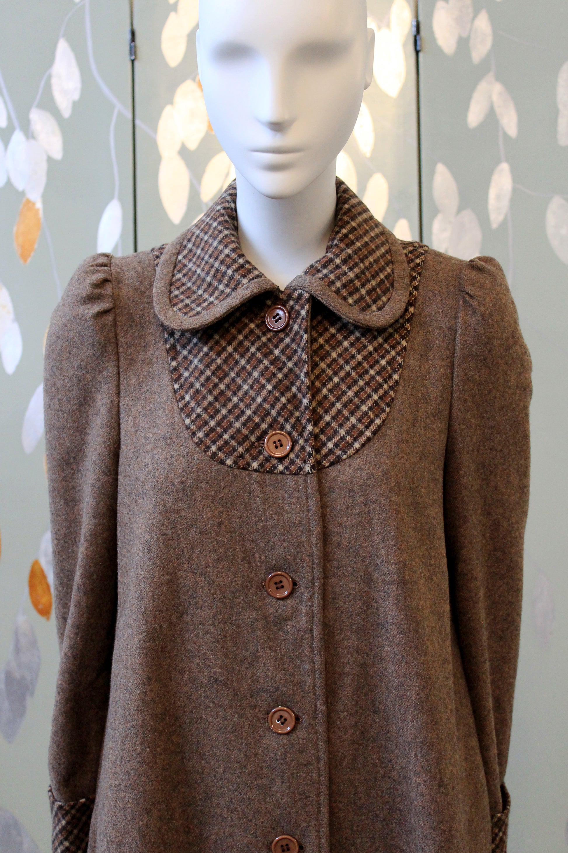 1980s Junior Brown Wool Puff Sleeve Plaid Peter Pan Collar Coat, XS
