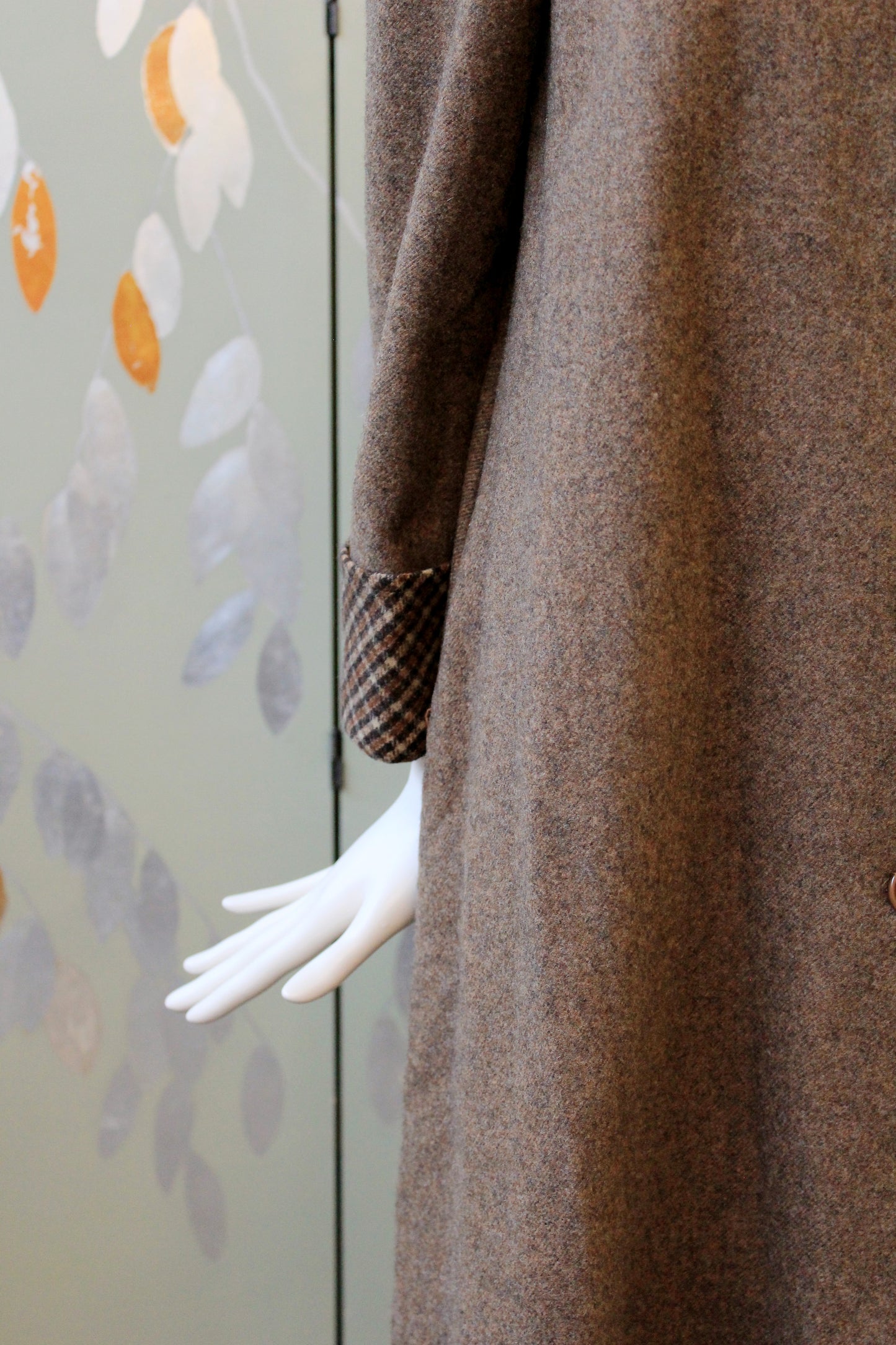 1980s Junior Brown Wool Puff Sleeve Plaid Peter Pan Collar Coat, XS