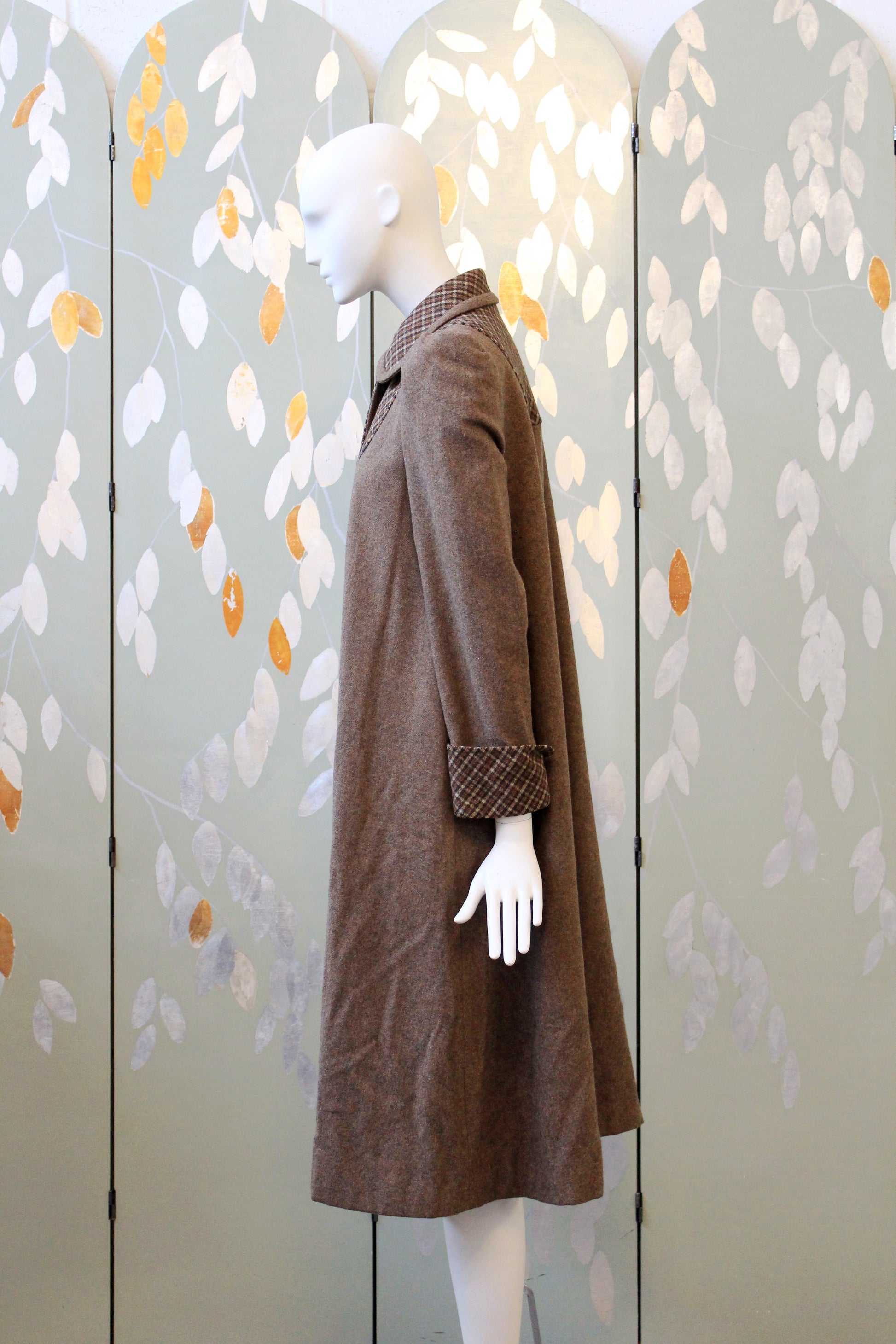 1980s Junior Brown Wool Puff Sleeve Plaid Peter Pan Collar Coat, XS