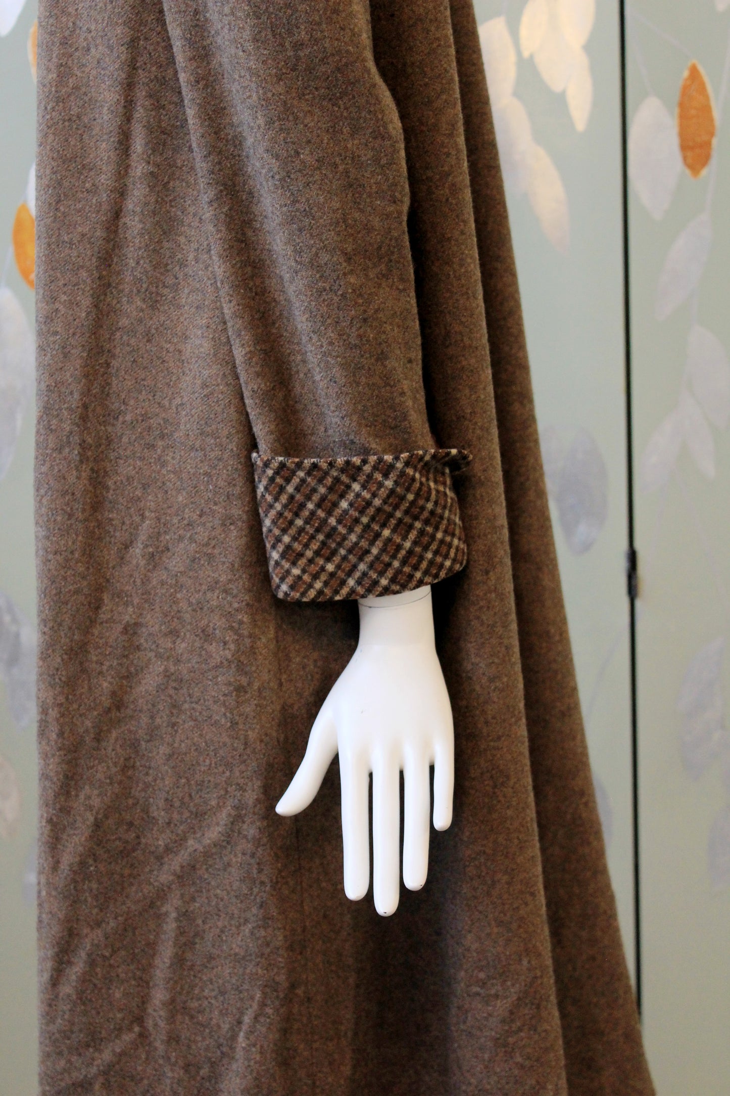 1980s Junior Brown Wool Puff Sleeve Plaid Peter Pan Collar Coat, XS