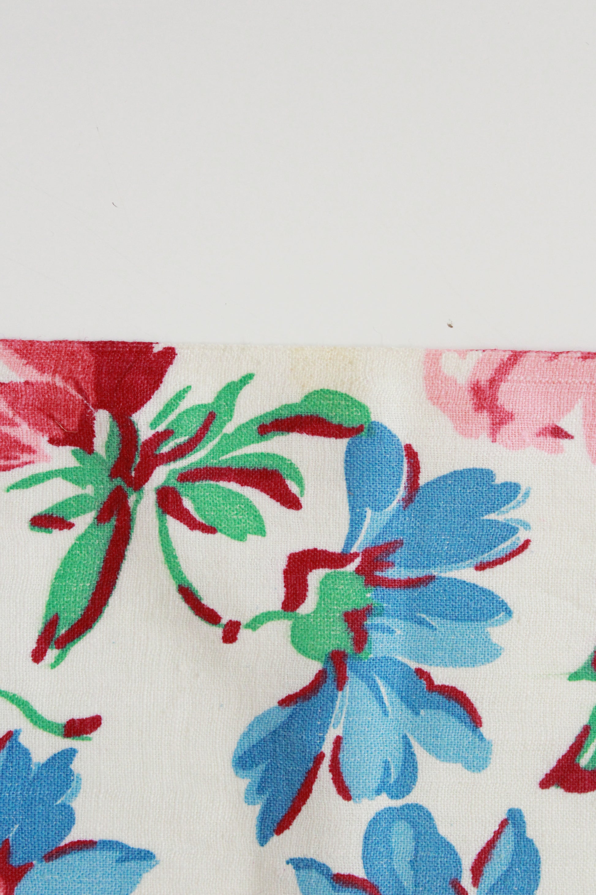 Vintage 1950s Pink And Blue Floral Cotton Sewing Fabric, 3.5 Yards