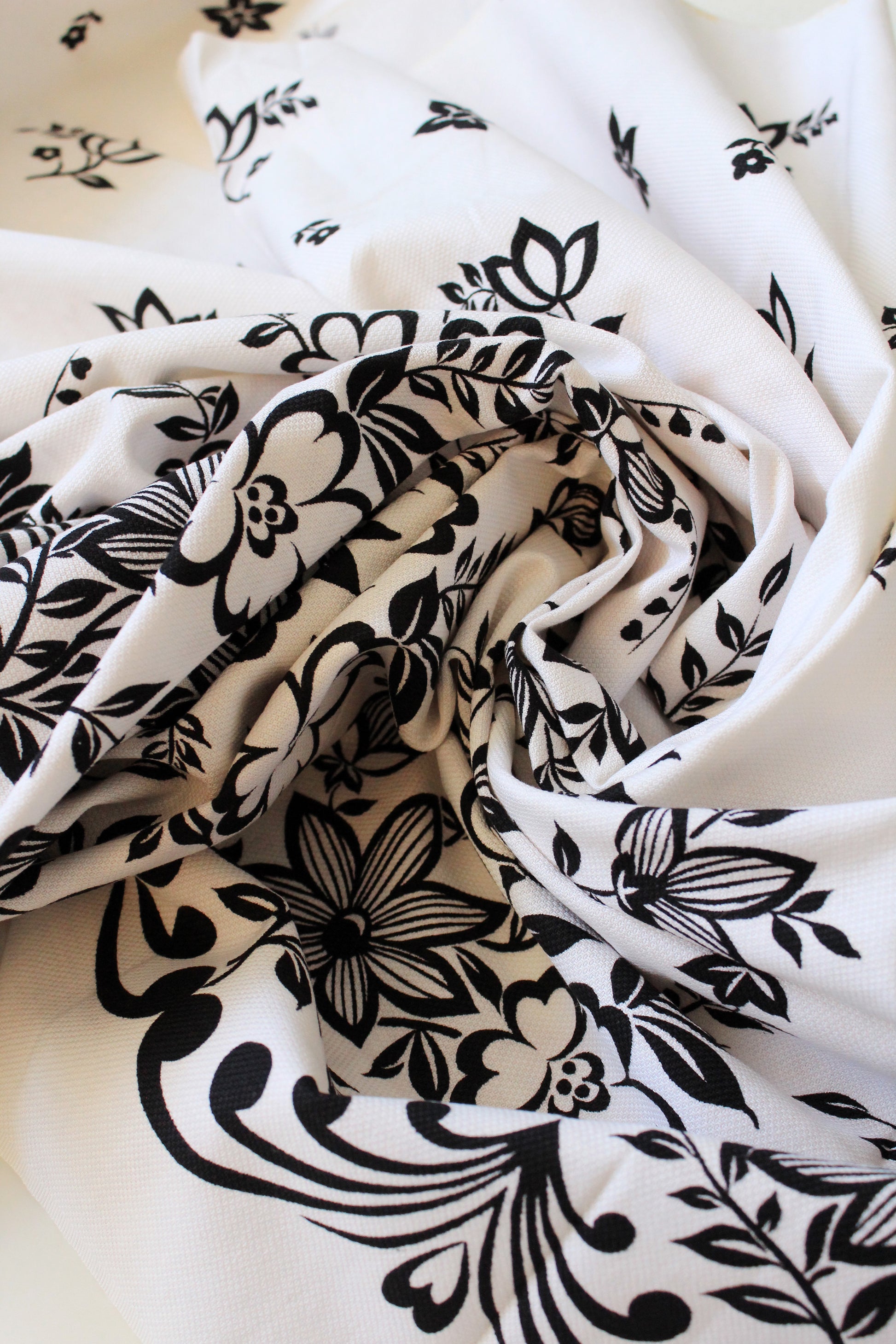 1980s Black And White Large Illustrated Floral Border Print Fabric, 3.9 Yards