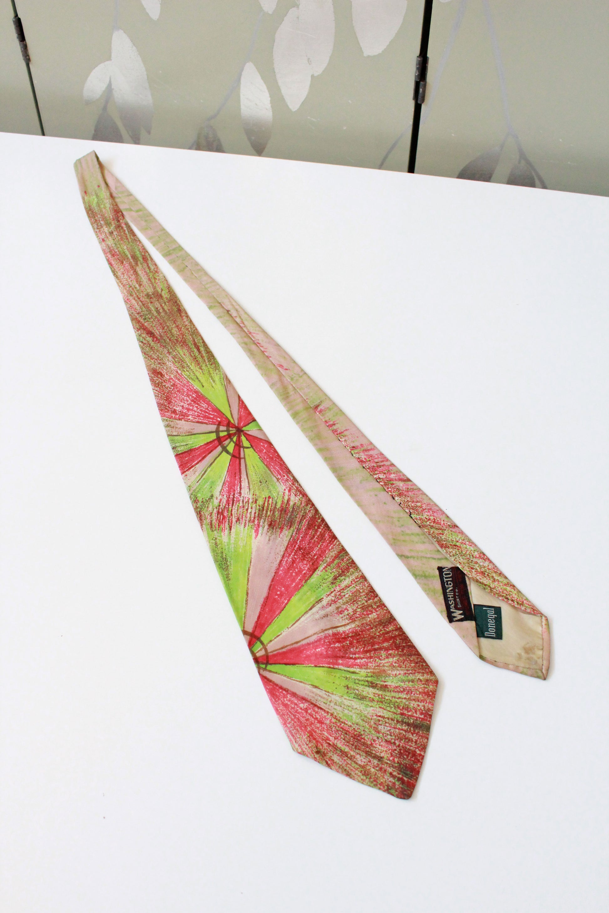 Vintage Early 1950s Hand Painted Neon Pink And Green Tie