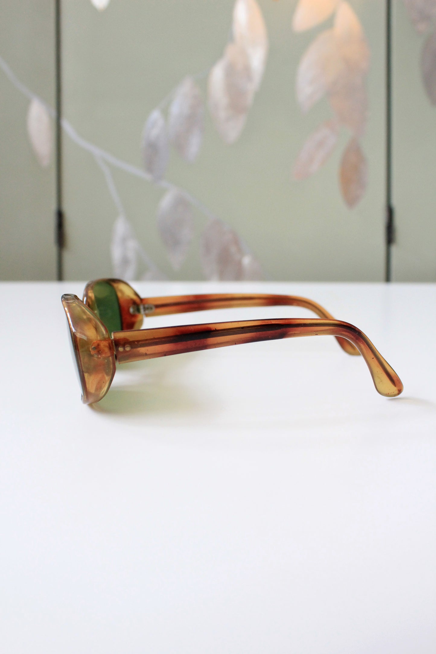 1960s Translucent Tortoise shell Sunglasses With Green Lenses 