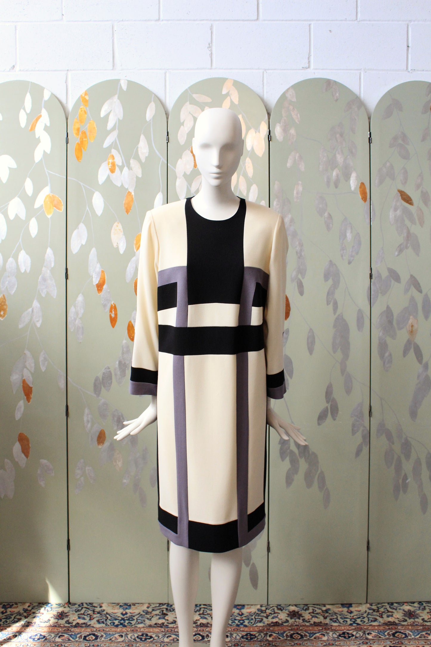 1980s Greyscale Graphic Shift 3/4 Sleeve Shift Dress, Medium