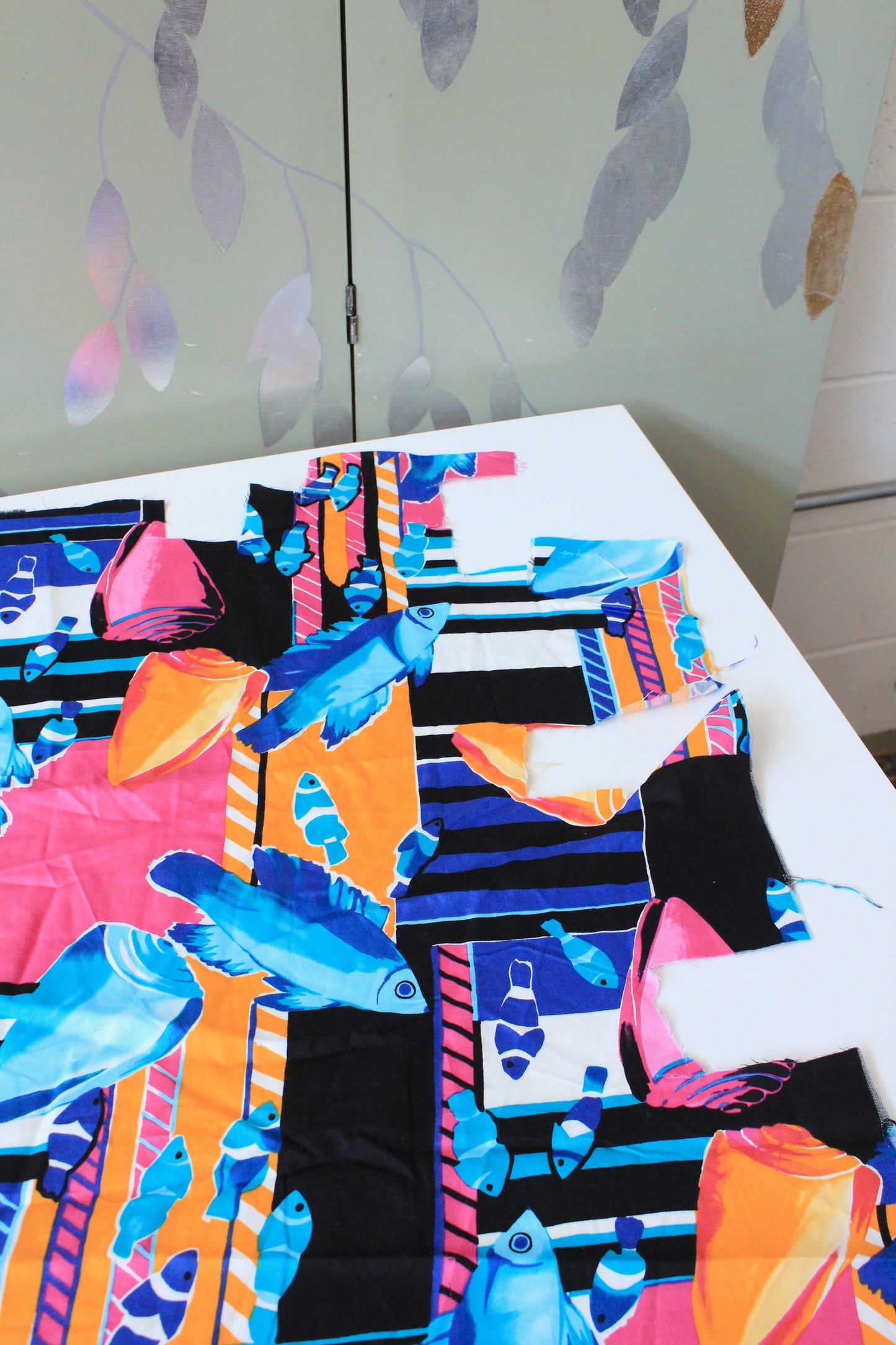 Vintage 1990s Multicoloured Fish And Shells Cotton Fabric, 3.5 Yards