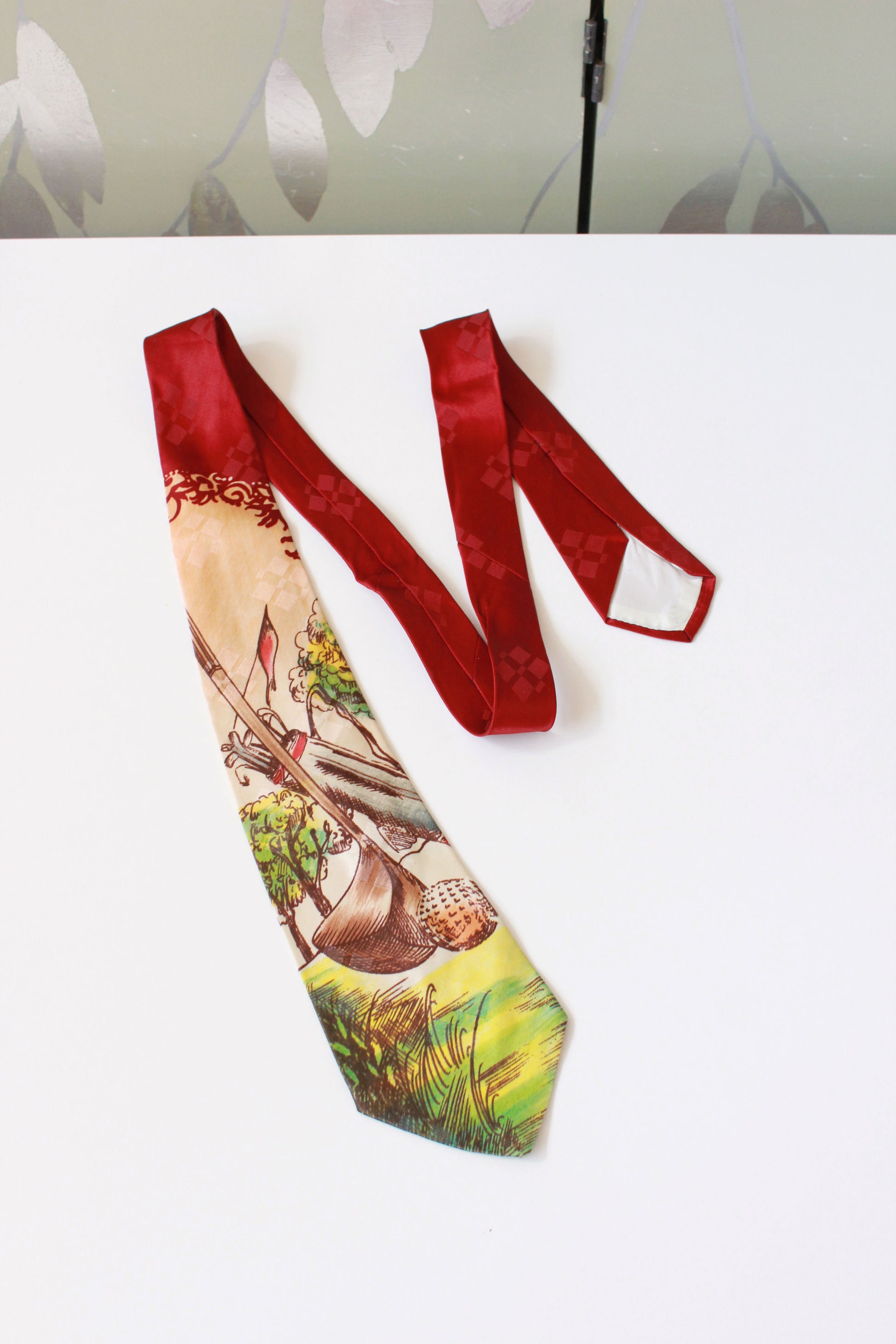 Vintage 1940s Hand Painted Golf Rayon Tie