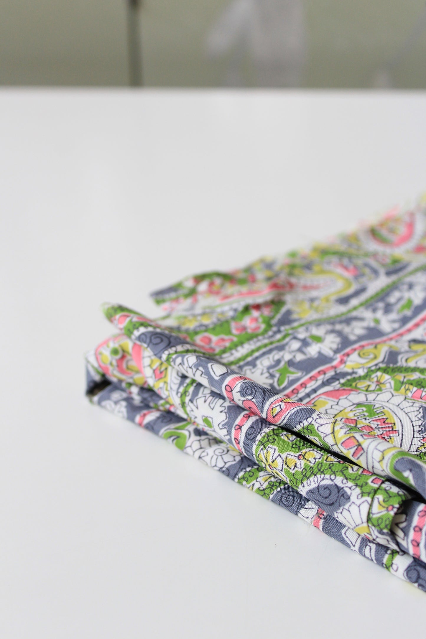 1940s Pastel Coloured Paisley Print Rayon Sewing Fabric, 5 Yards