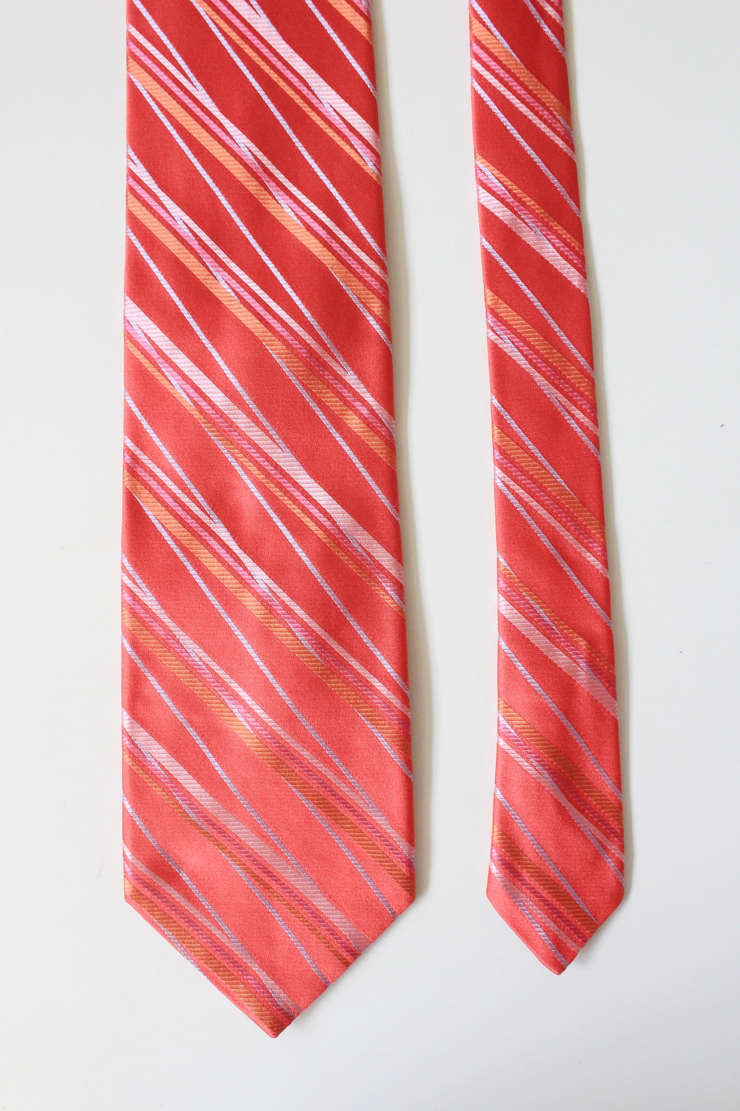 Early 2000s Ted Baker Salmon Pink Silk Designer Tie 