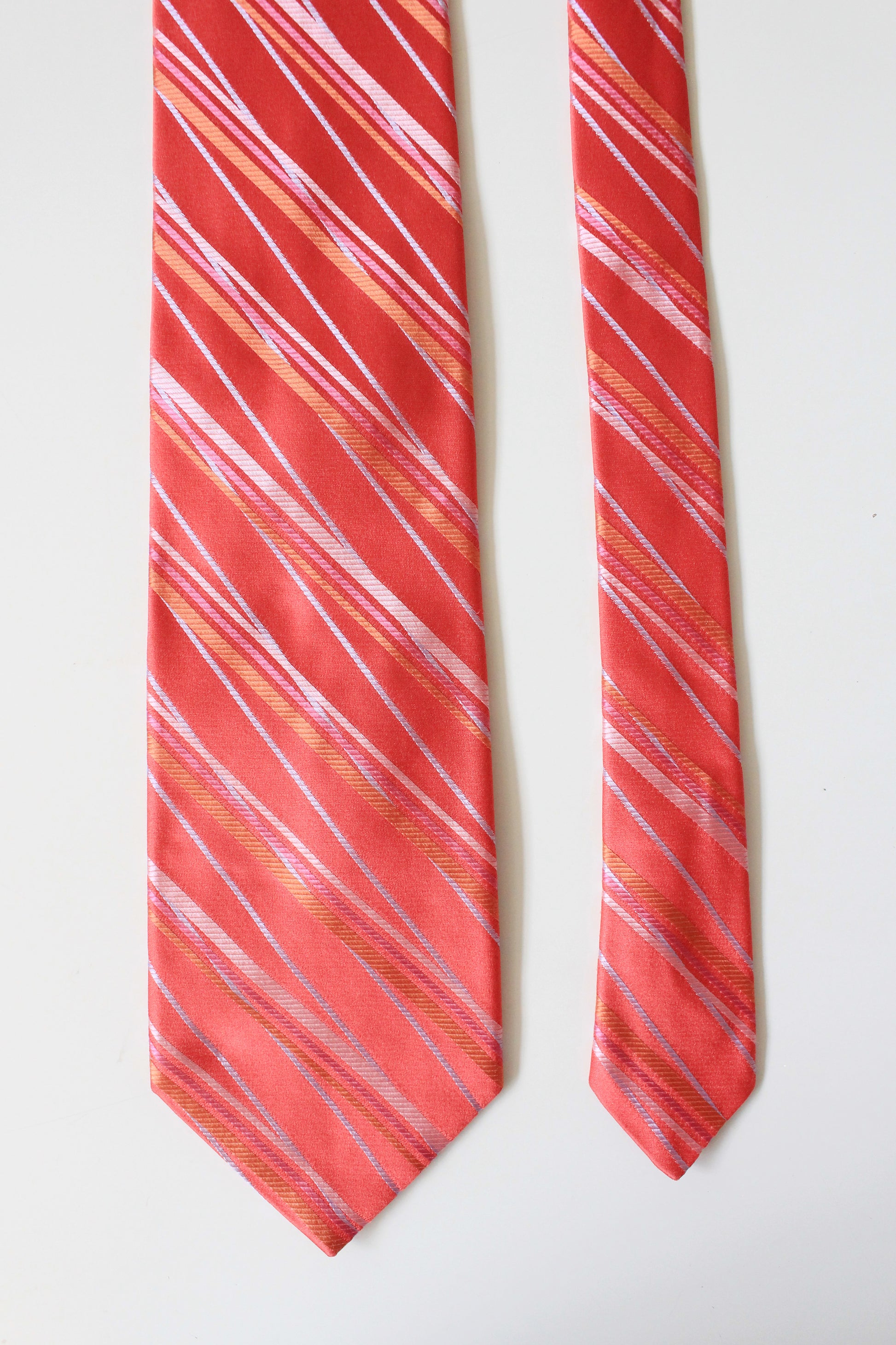 Early 2000s Ted Baker Salmon Pink Silk Designer Tie 