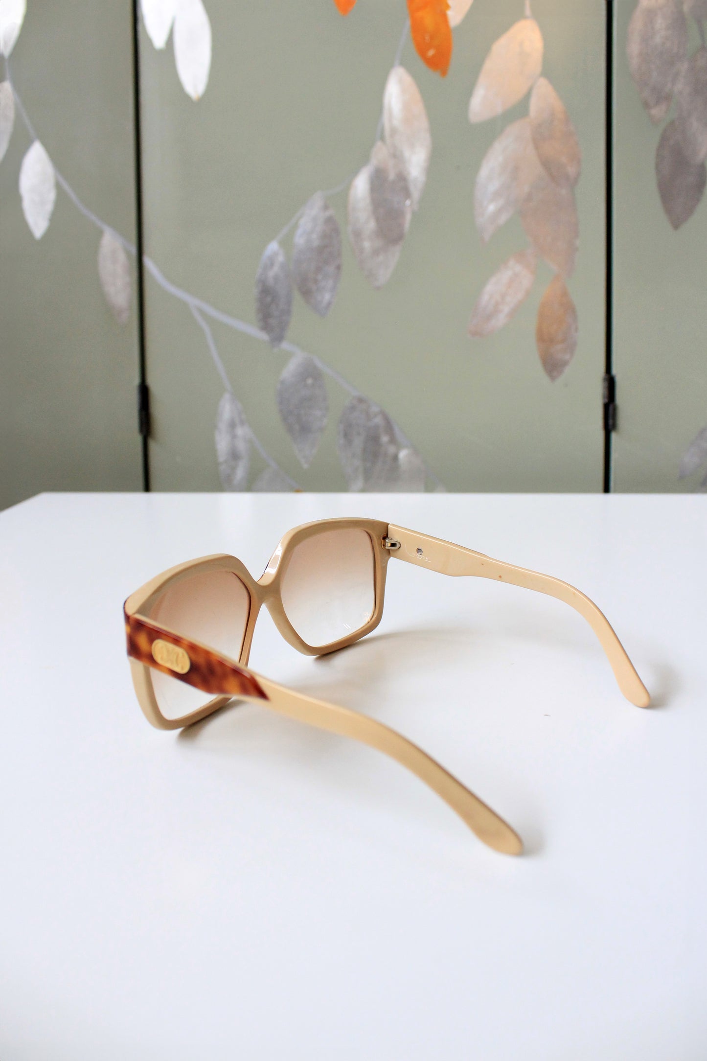 1980s Celinè Tortoise Shell and Beige Designer Sunglasses 