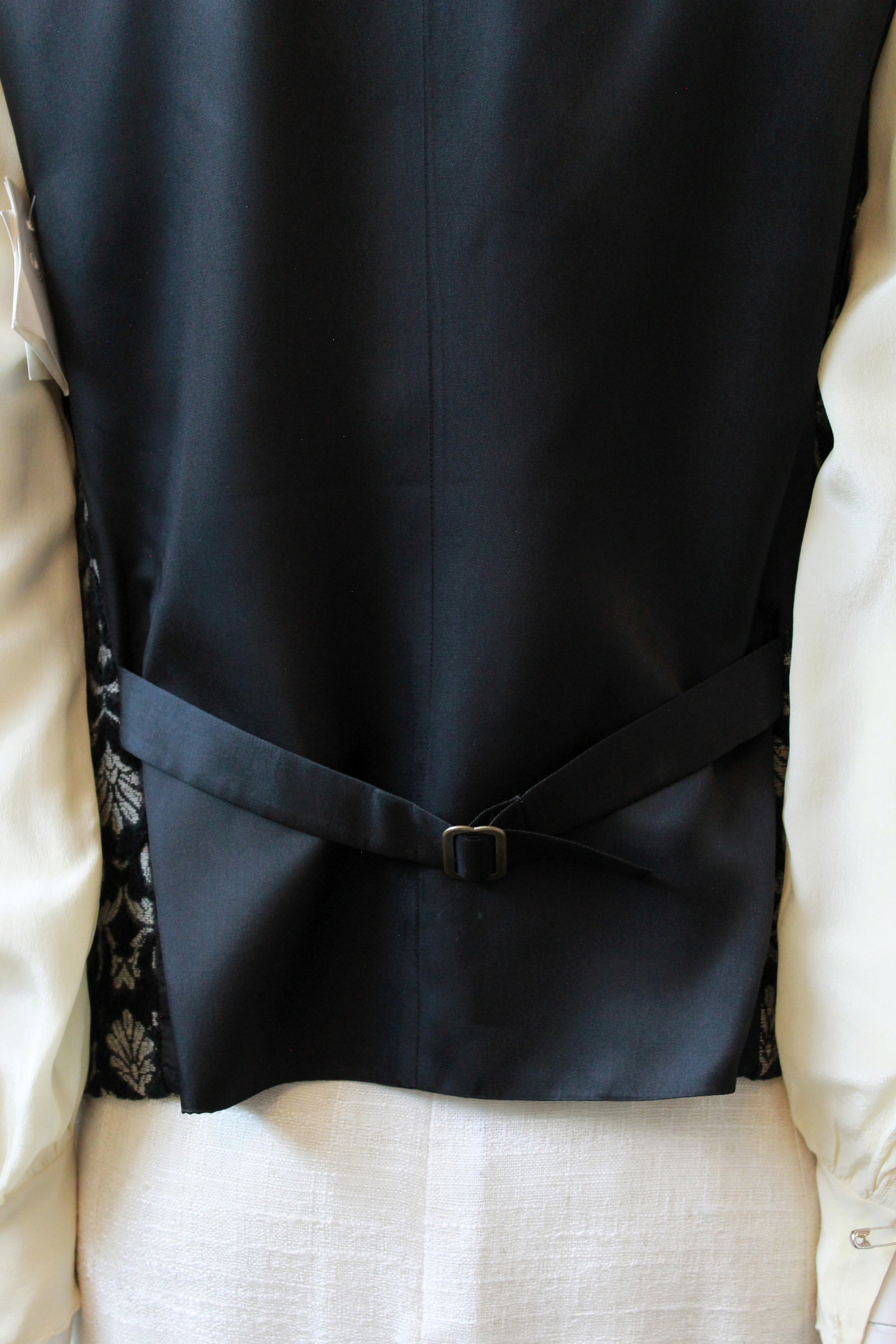 2000s Jones New York Black Vest With Damask Print 