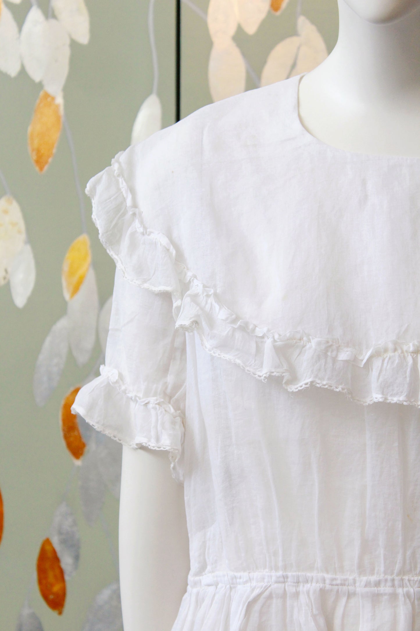 Mid 1920s White Ruffle Collar Day Dress, Size S, White Summer Dress, Antique Day Dress