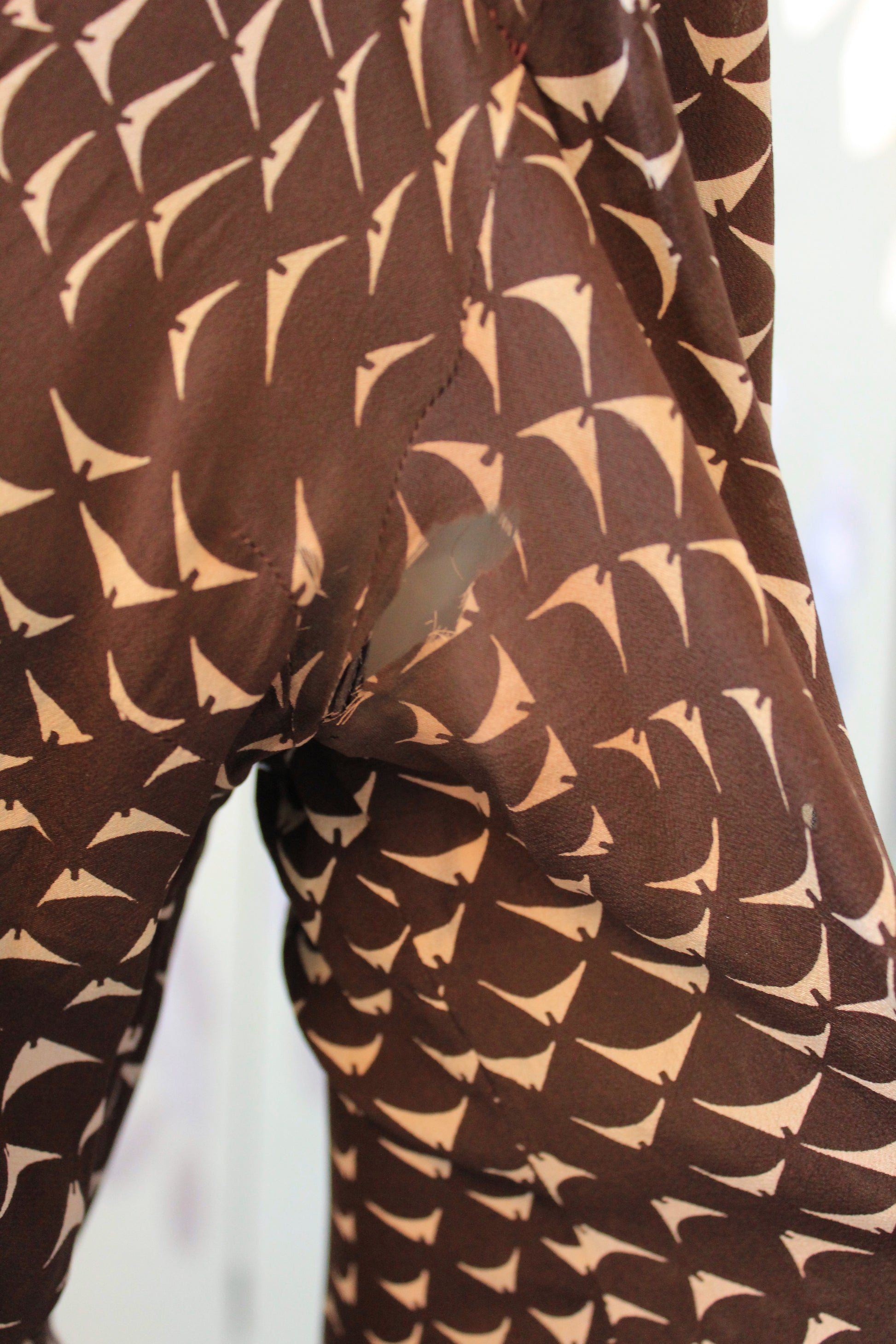Vintage 1930s Brown Silk Day Dress with Cream Abstract Print, XS
