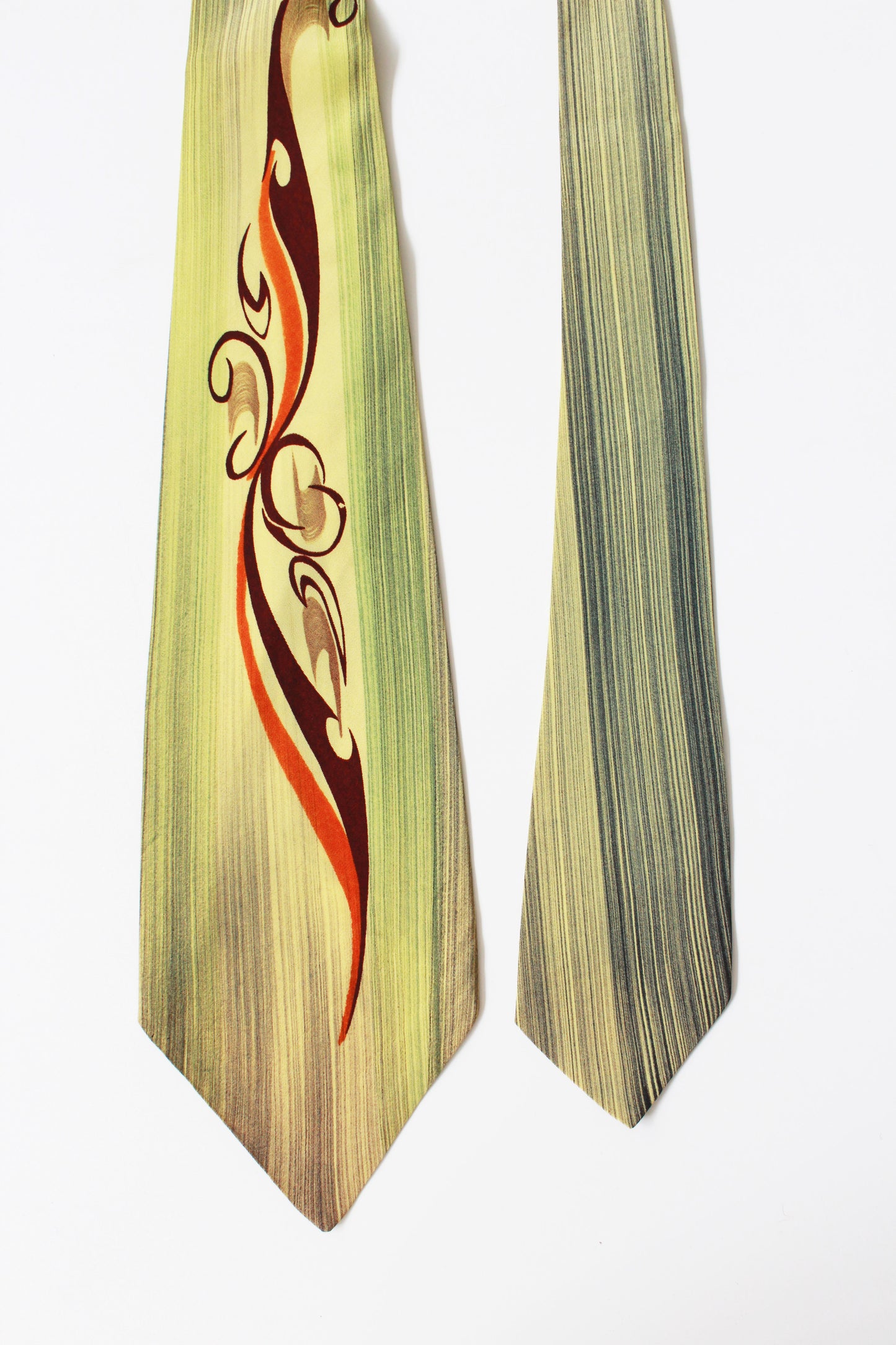 Vintage 1950s Green And Yellow Hand Painted Abstract Long Swirl Tie