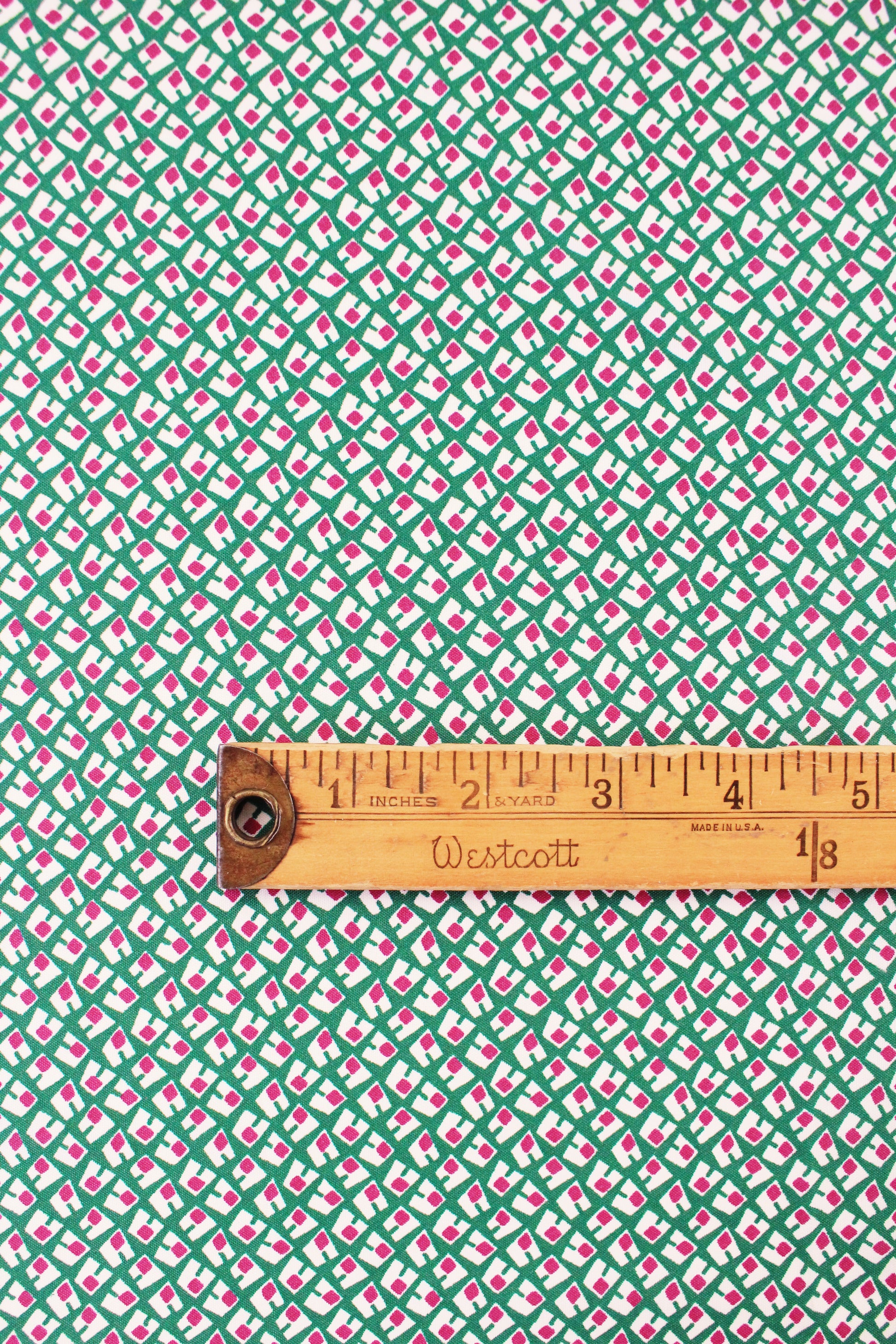 1940s Green And Purple Asymmetrical Print Rayon Sewing Fabric, 4 Yards