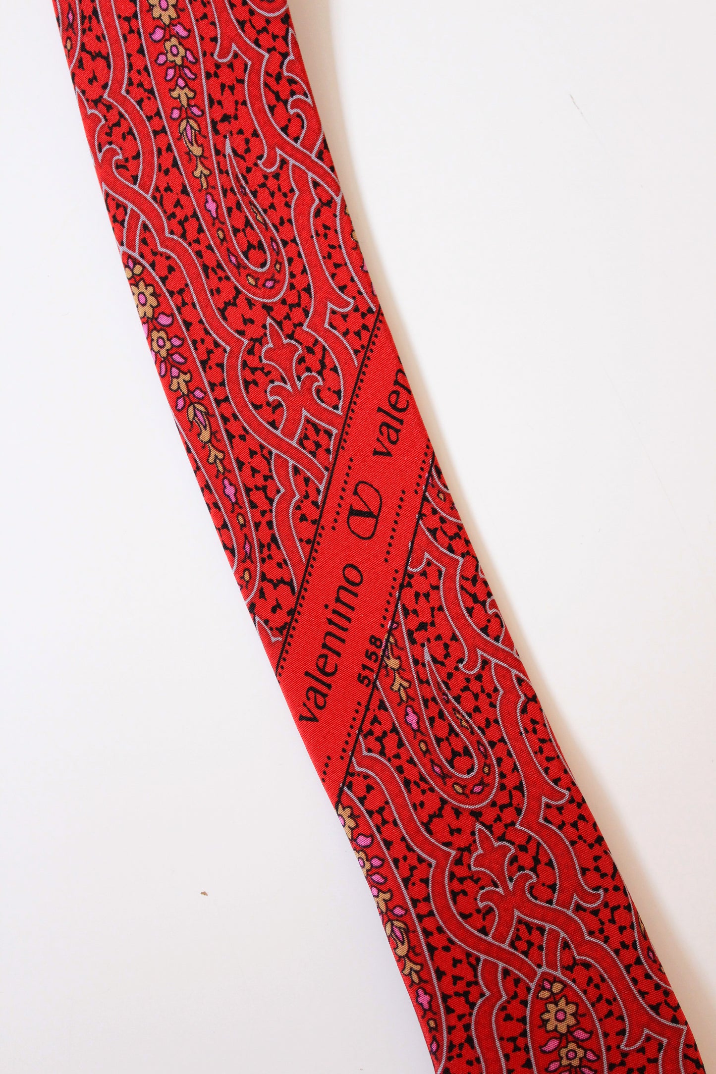 1990s Valentino Red Paisley Designer Silk Tie