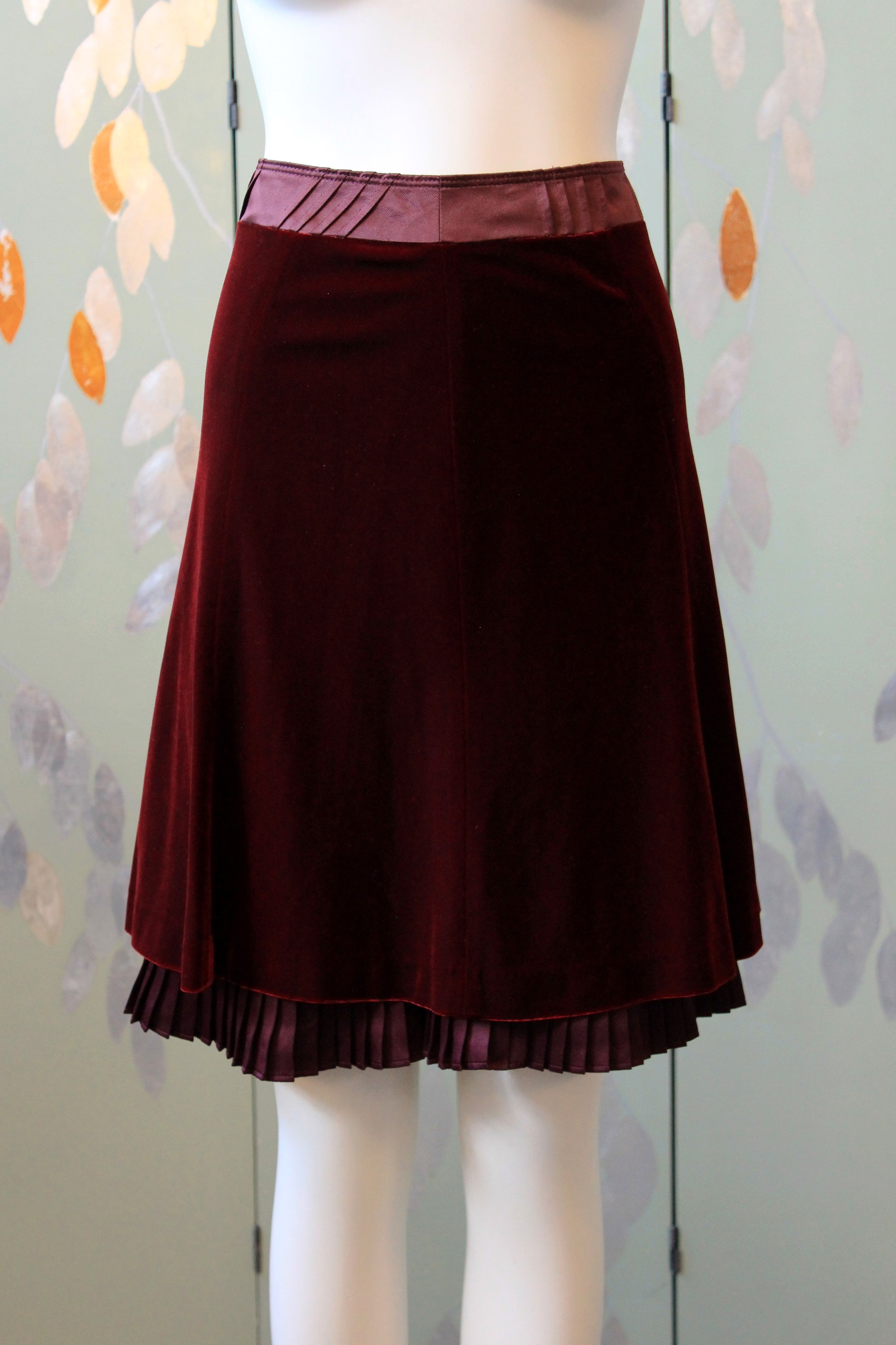 Early 2000s Burgundy Velvet Skirt Suit Set With Decorative Clasp, Small