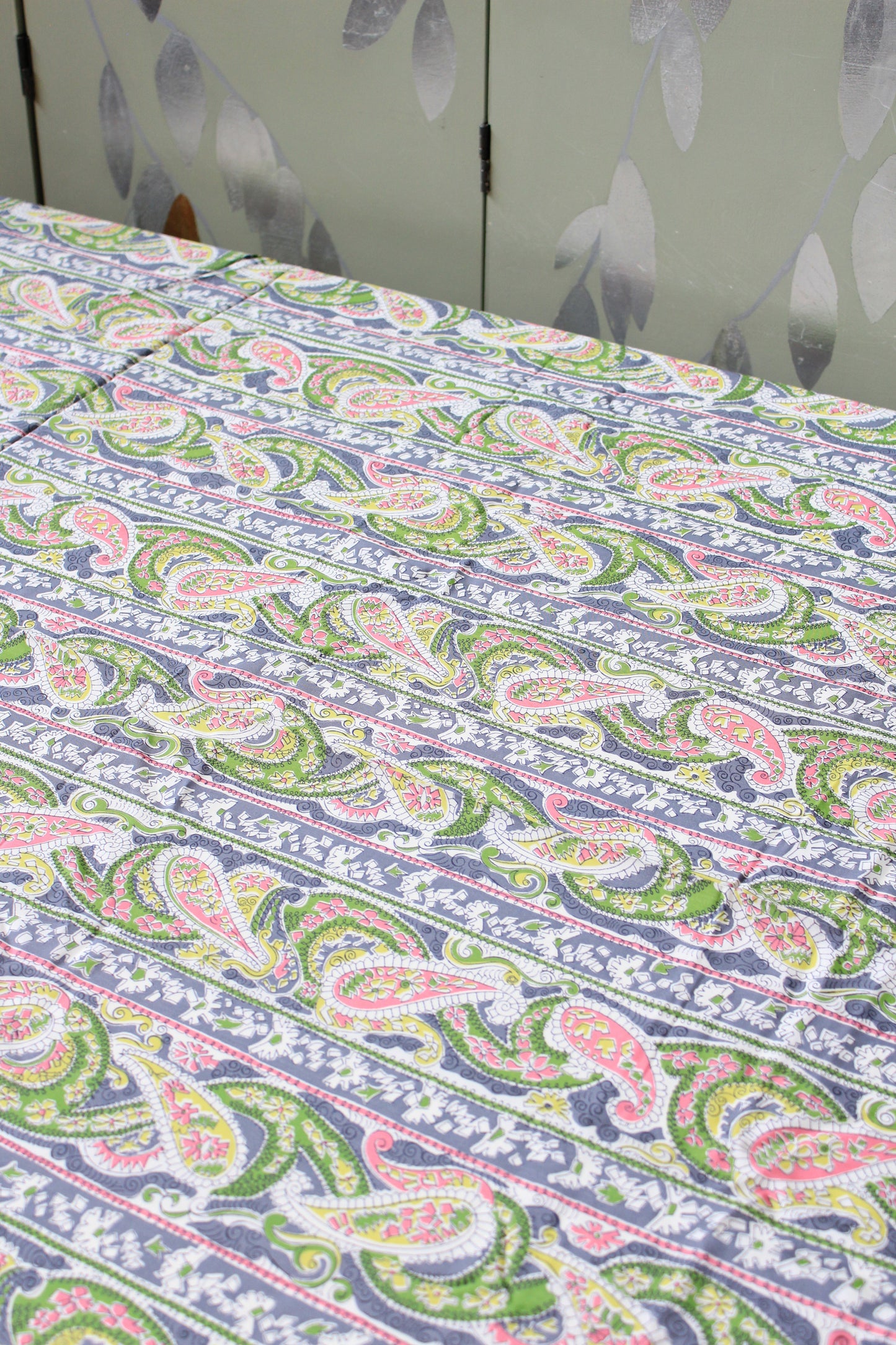 1940s Pastel Coloured Paisley Print Rayon Sewing Fabric, 5 Yards