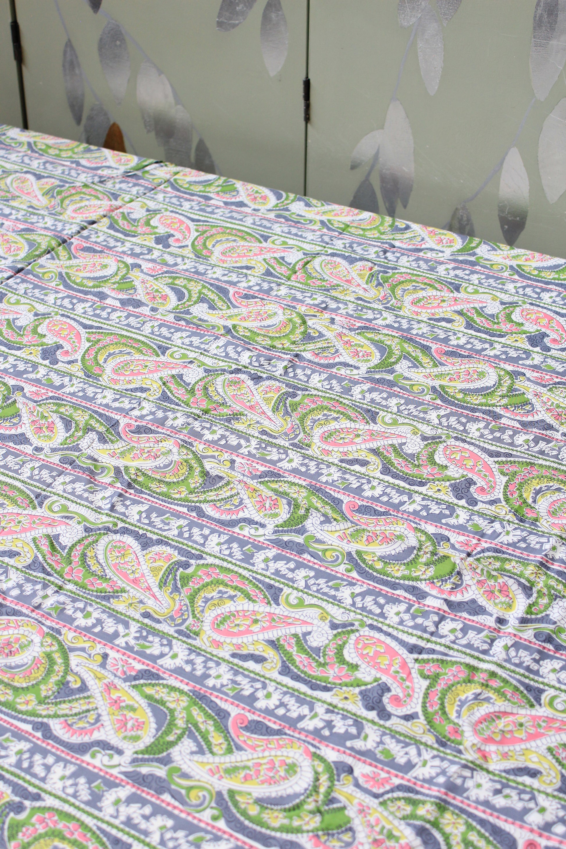 1940s Pastel Coloured Paisley Print Rayon Sewing Fabric, 5 Yards
