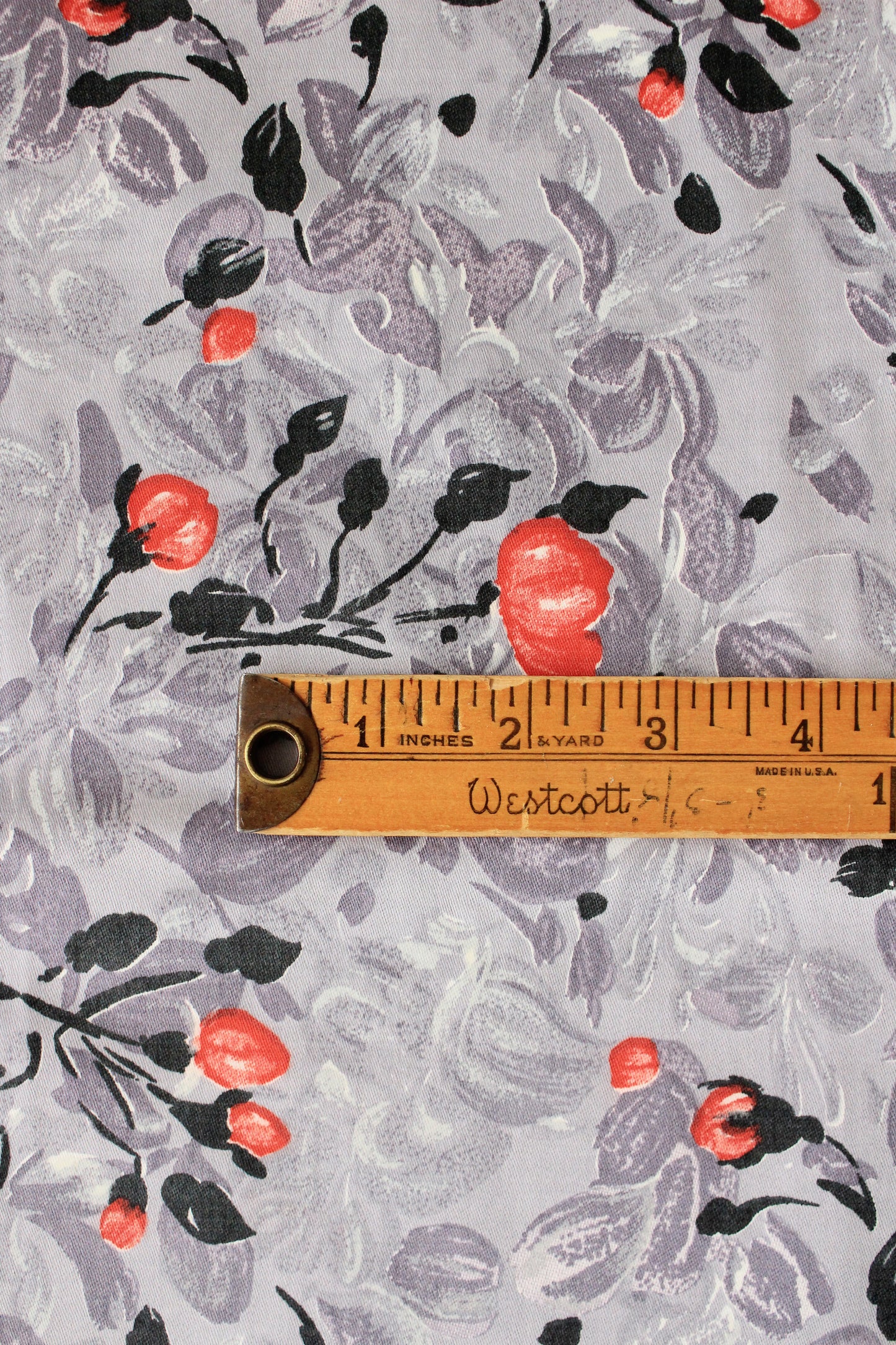 1950s Muted Purple White Red And Black Flowers Cotton Sewing Fabric, 5 Yards