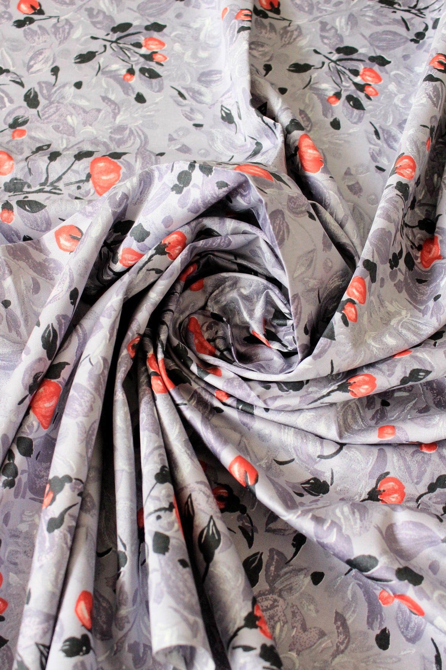 1950s Muted Purple White Red And Black Flowers Cotton Sewing Fabric, 5 Yards