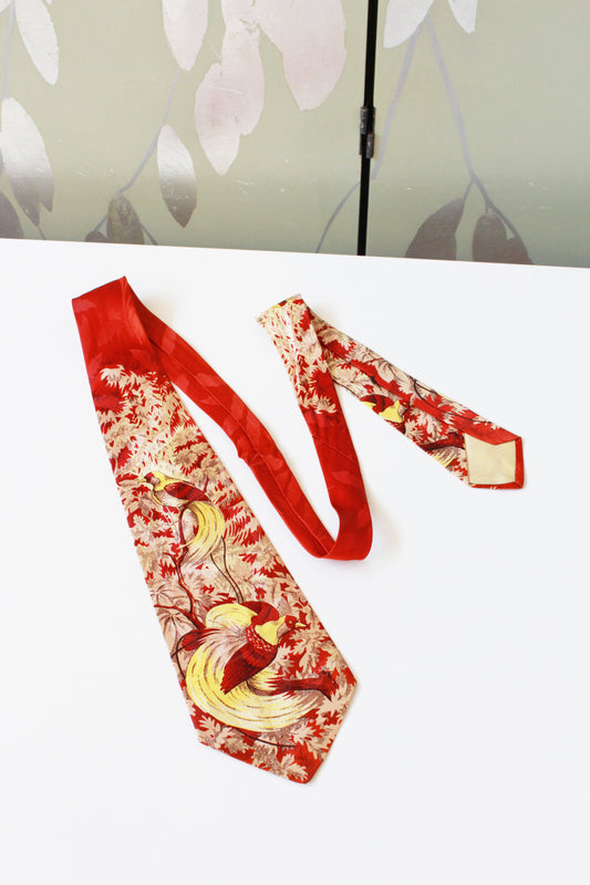 Vintage 1940s Rayon Tie With Birds Of Paradise In Red And Yellow