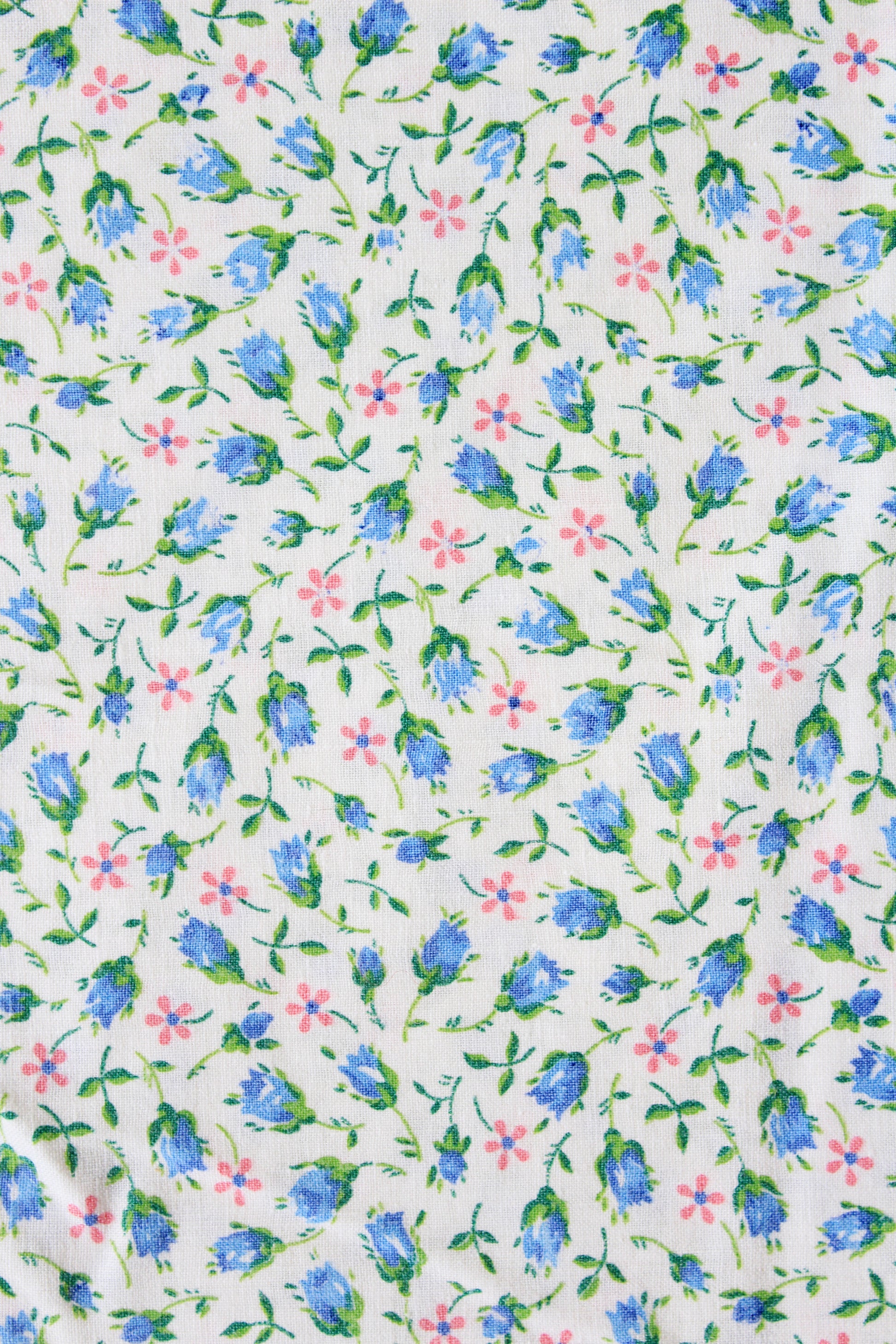 1950s White Pink/Blue Tulip Cotton Duvet Cover Sewing Fabric, Twin Bed, 4.6 yards